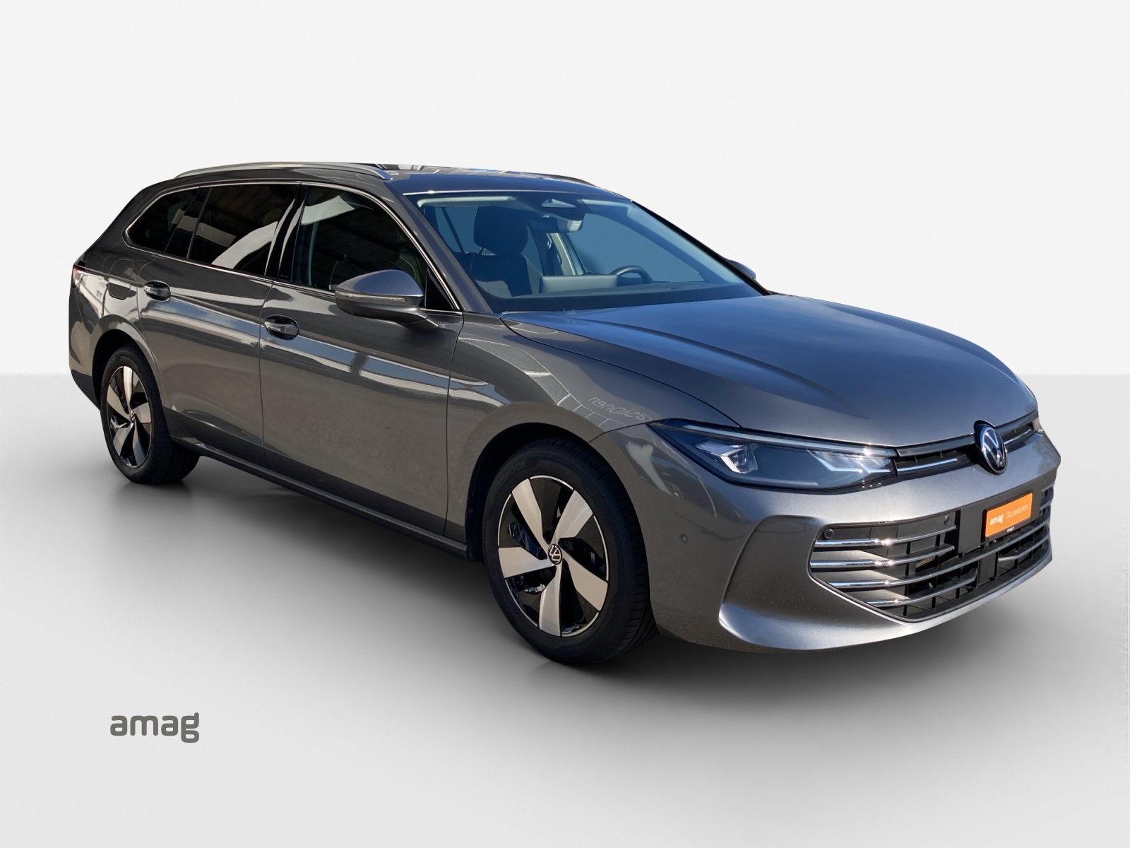 VW Passat Variant 2.0 TDI evo Business 4 Motion DSG-image-5
