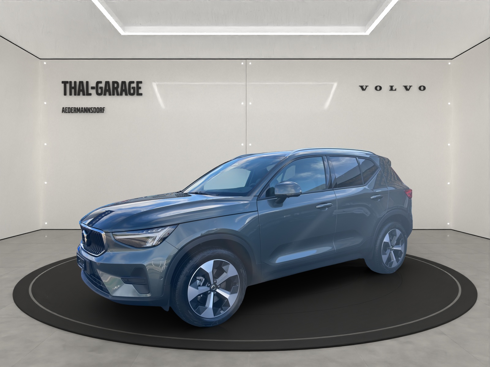 VOLVO XC40 2.0 B3 MH XCITE-image-0