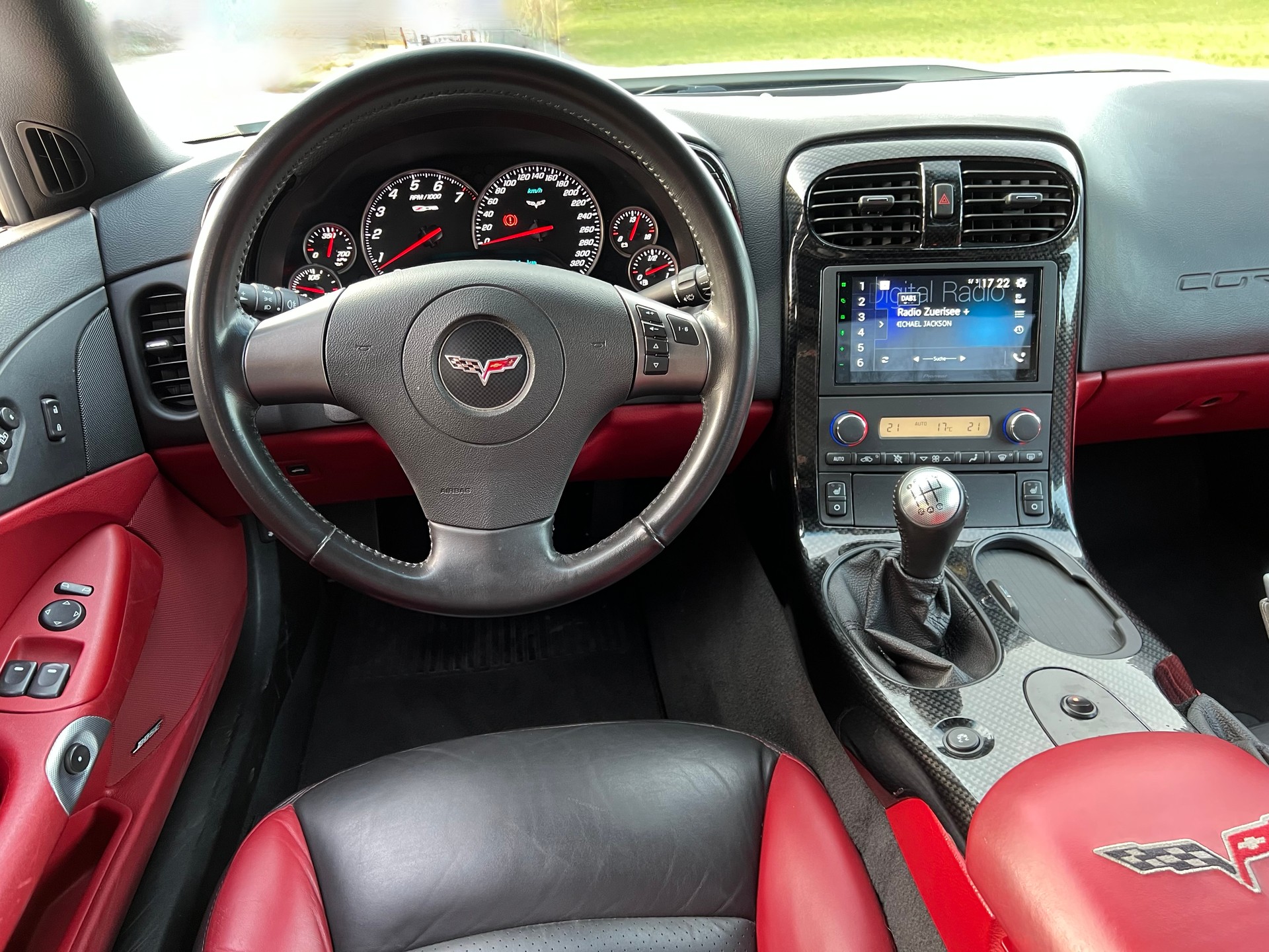 CHEVROLET Corvette Z06 - Ron Fellows Edition No. 105 of 399-image-11