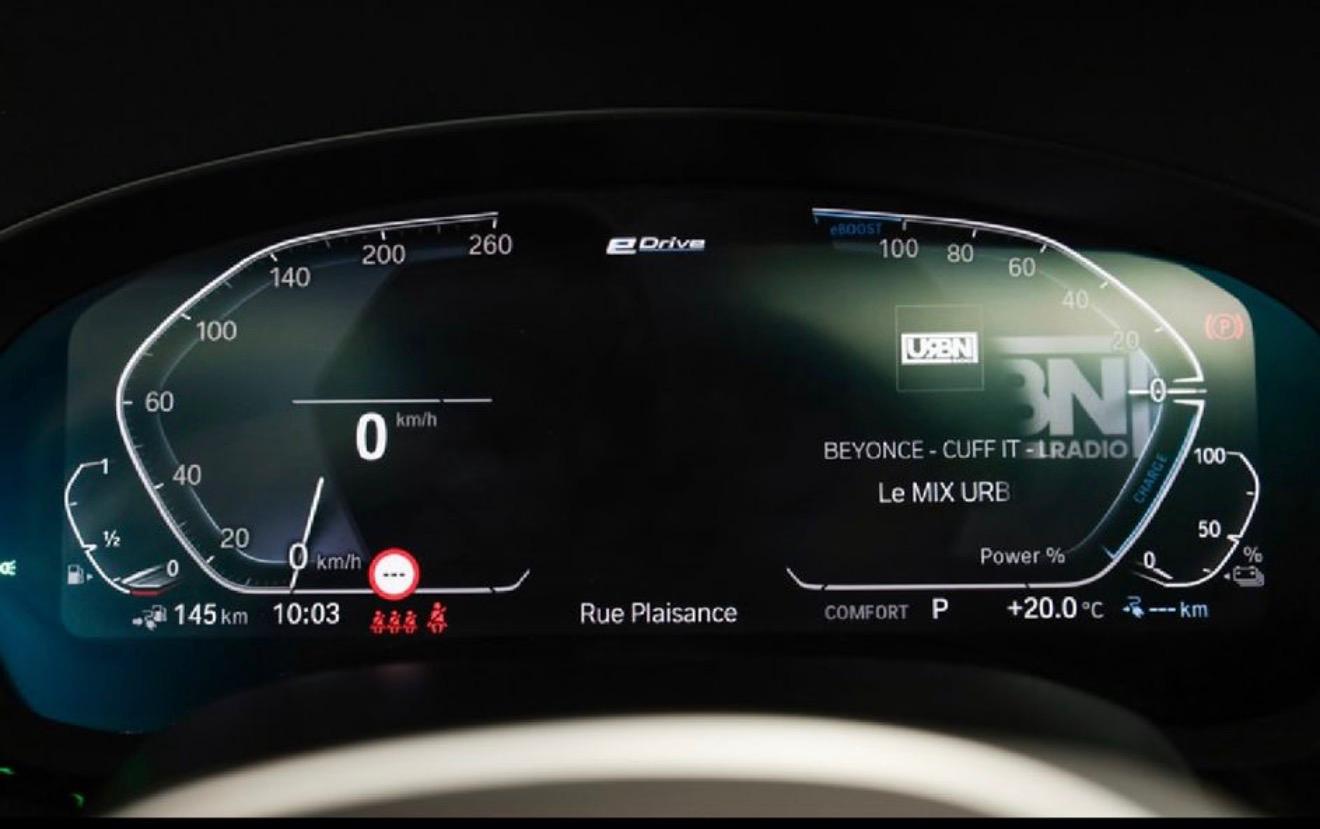 BMW 530e xDrive Steptronic-image-10