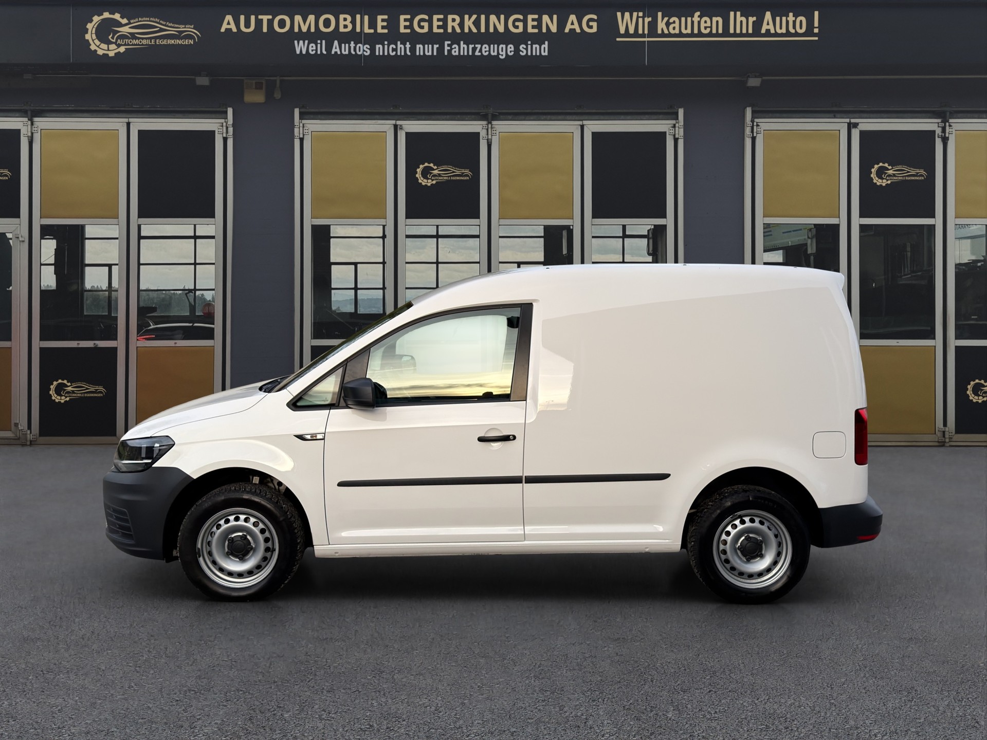 VW Caddy 2.0TDI Entry BlueMotion Technology-image-7