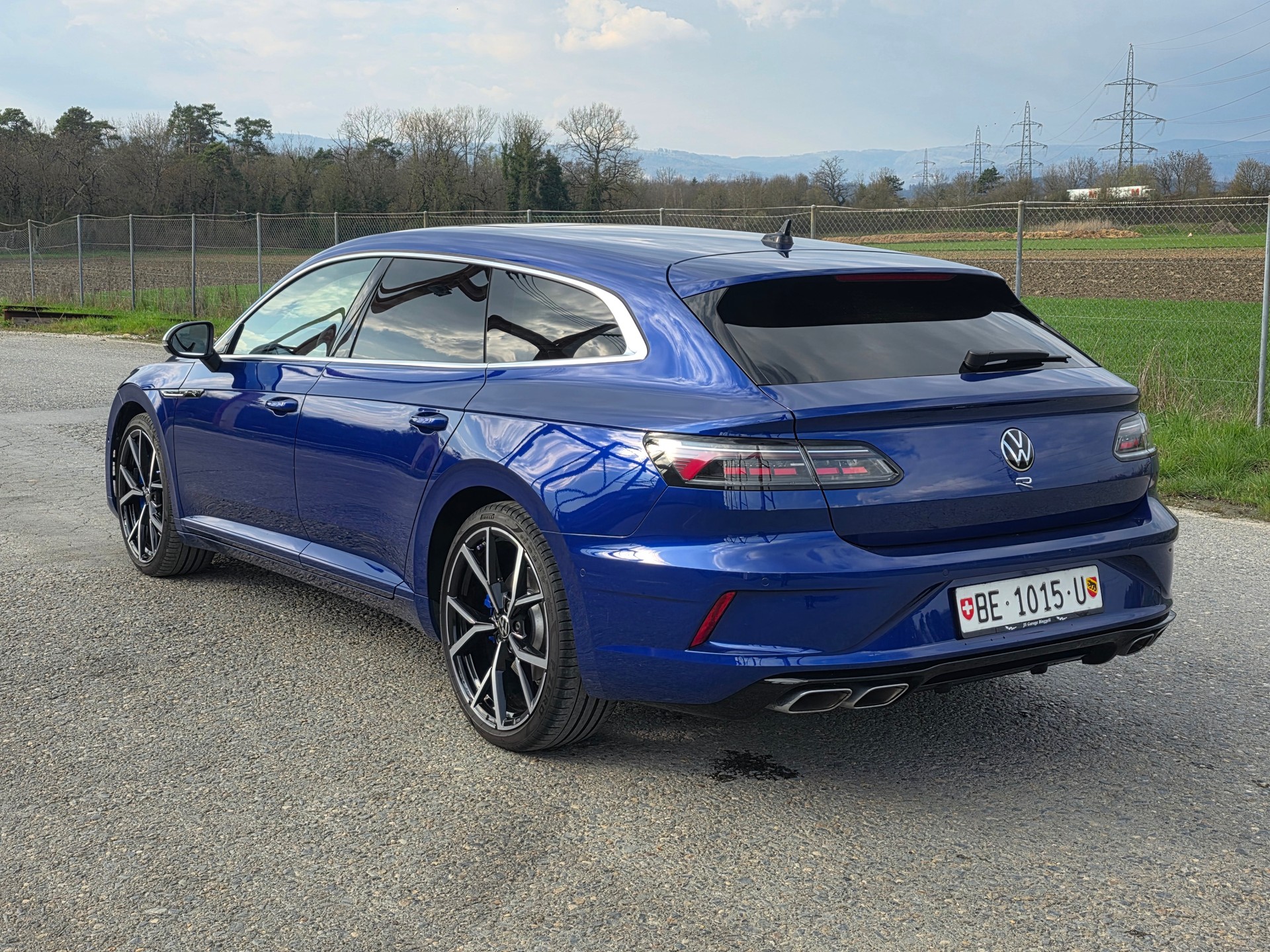 VW Arteon SB 2.0 TSI R 4Motion DSG / Neu ab Mfk.-image-1