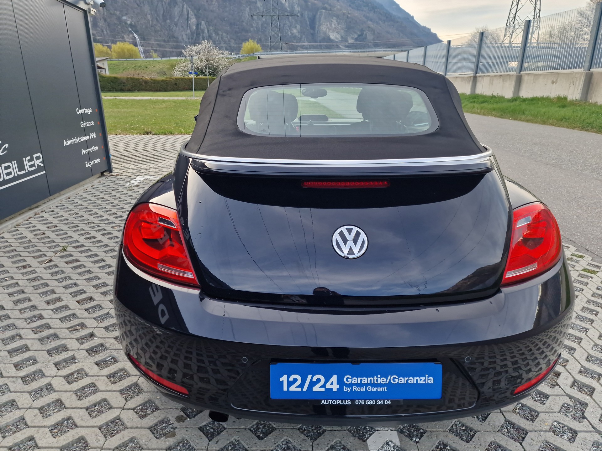 VW Beetle Cabrio 1.2 TSI Design-image-5