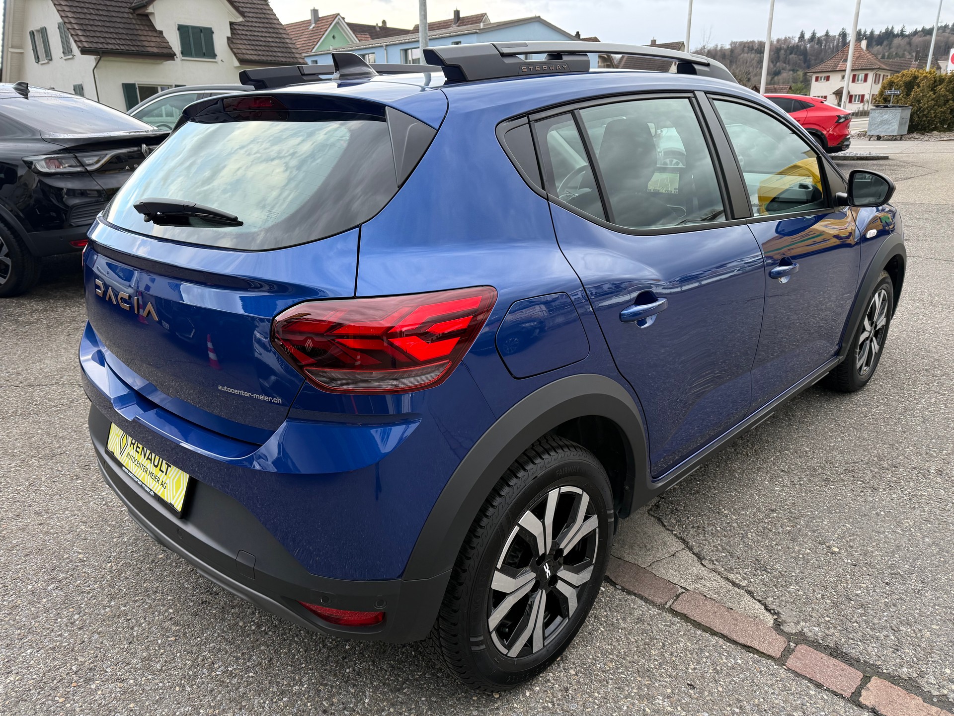 DACIA Sandero Stepway TCe 90 Extreme+ CVT-image-5