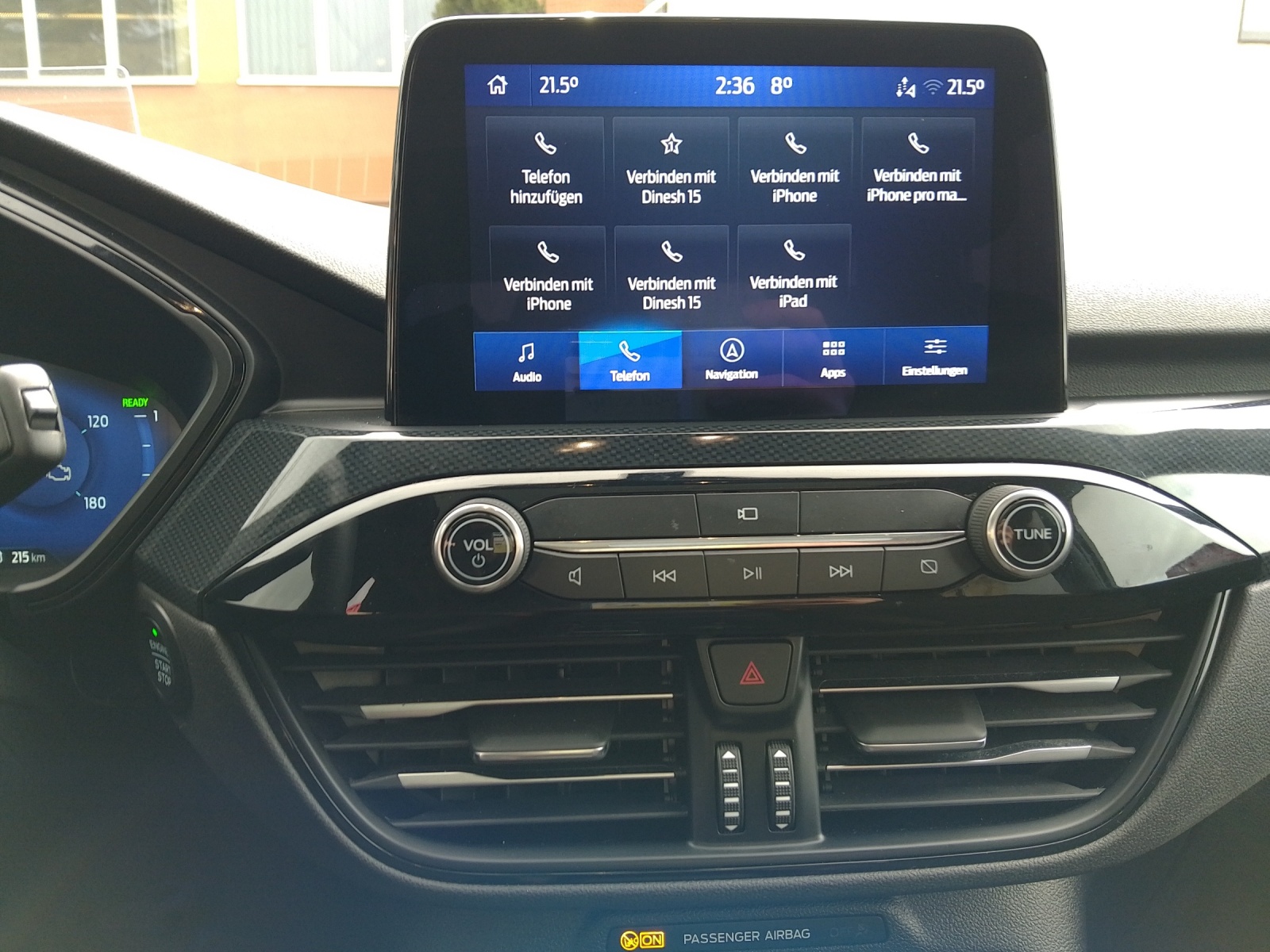FORD Kuga 2.5 Plug-in Hybrid ST-Line X 225 PS-image-9