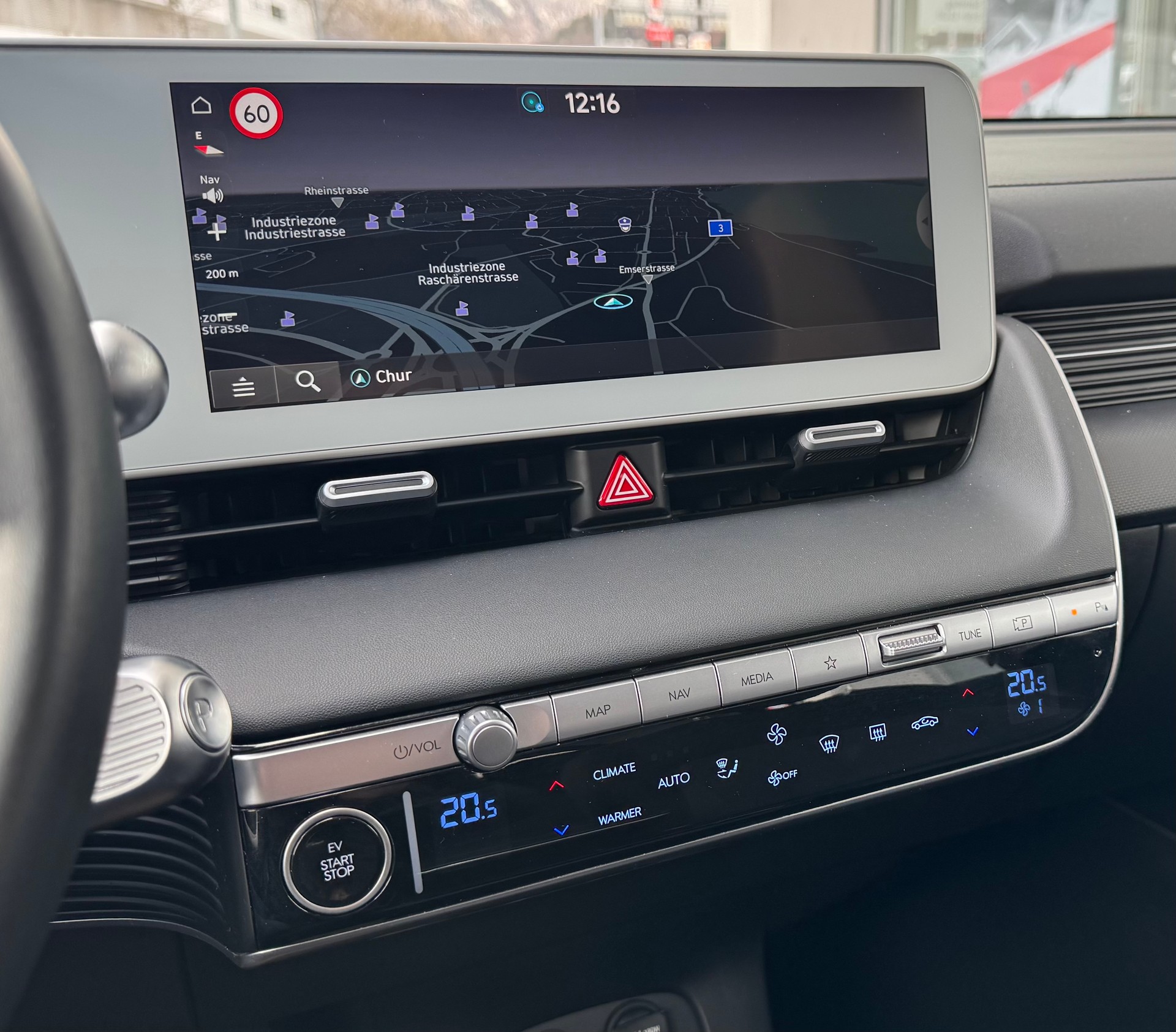 HYUNDAI Ioniq 5 72kWh Origo 4WD-image-13