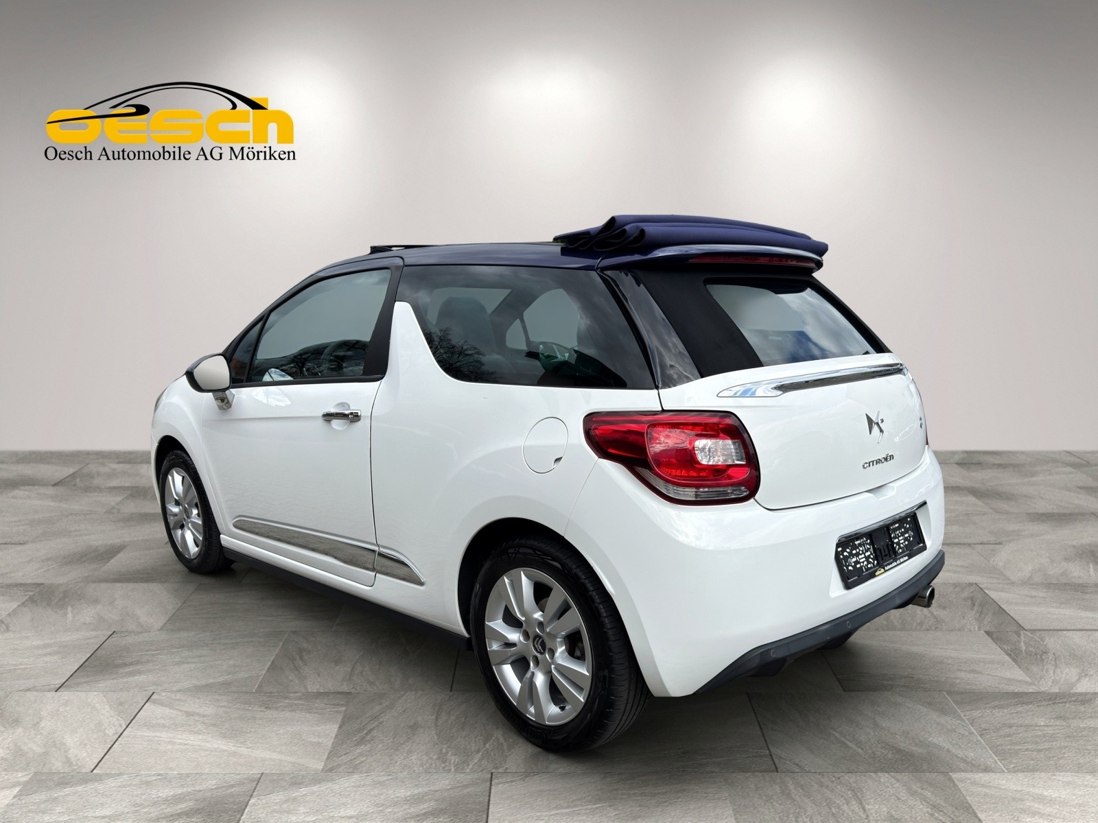 DS AUTOMOBILES DS3 Cabrio 1.6 VTi So Chic-image-2