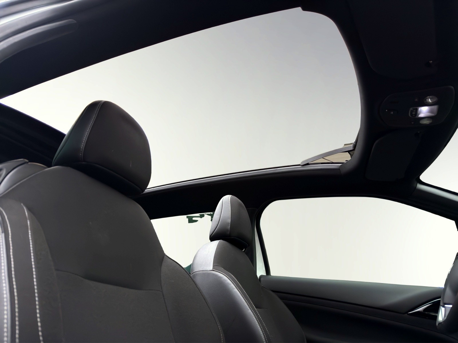 DS AUTOMOBILES DS3 Cabrio 1.6 VTi So Chic-image-14