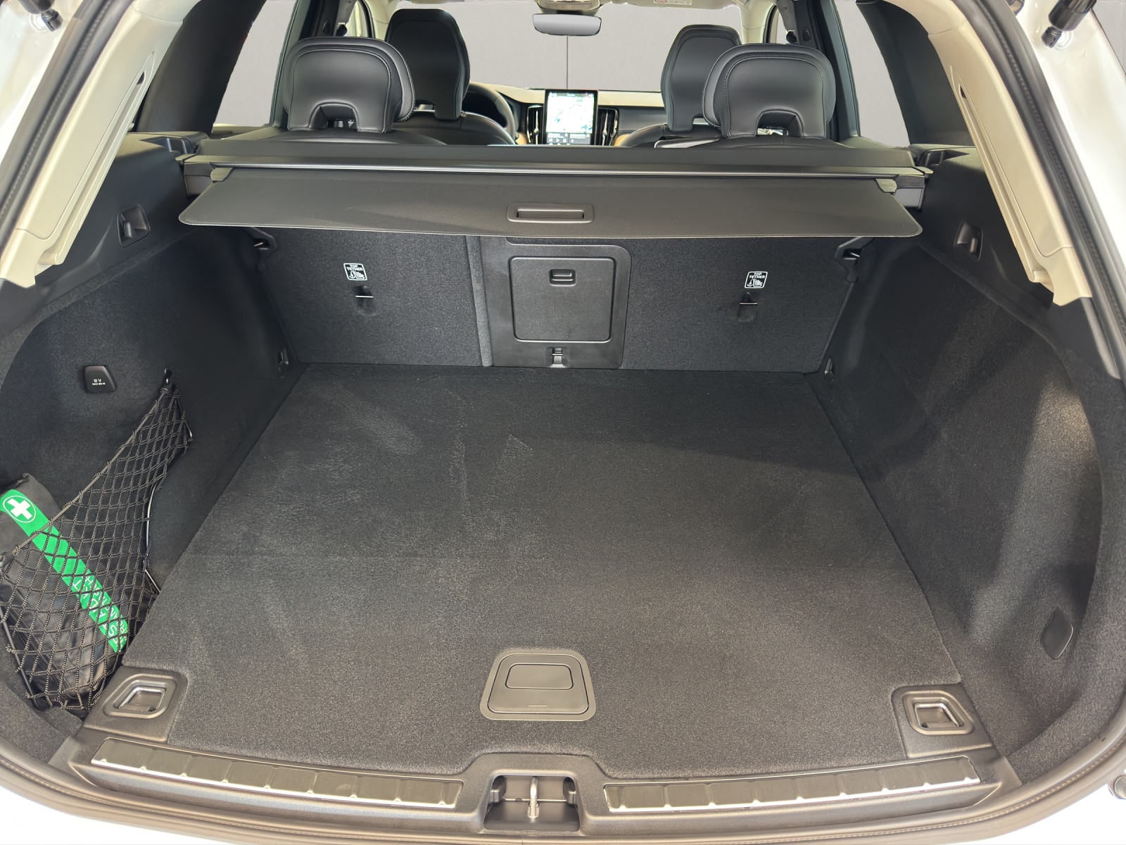 VOLVO XC60 2.0 T8 TE Ultra Dark eAWD-image-13