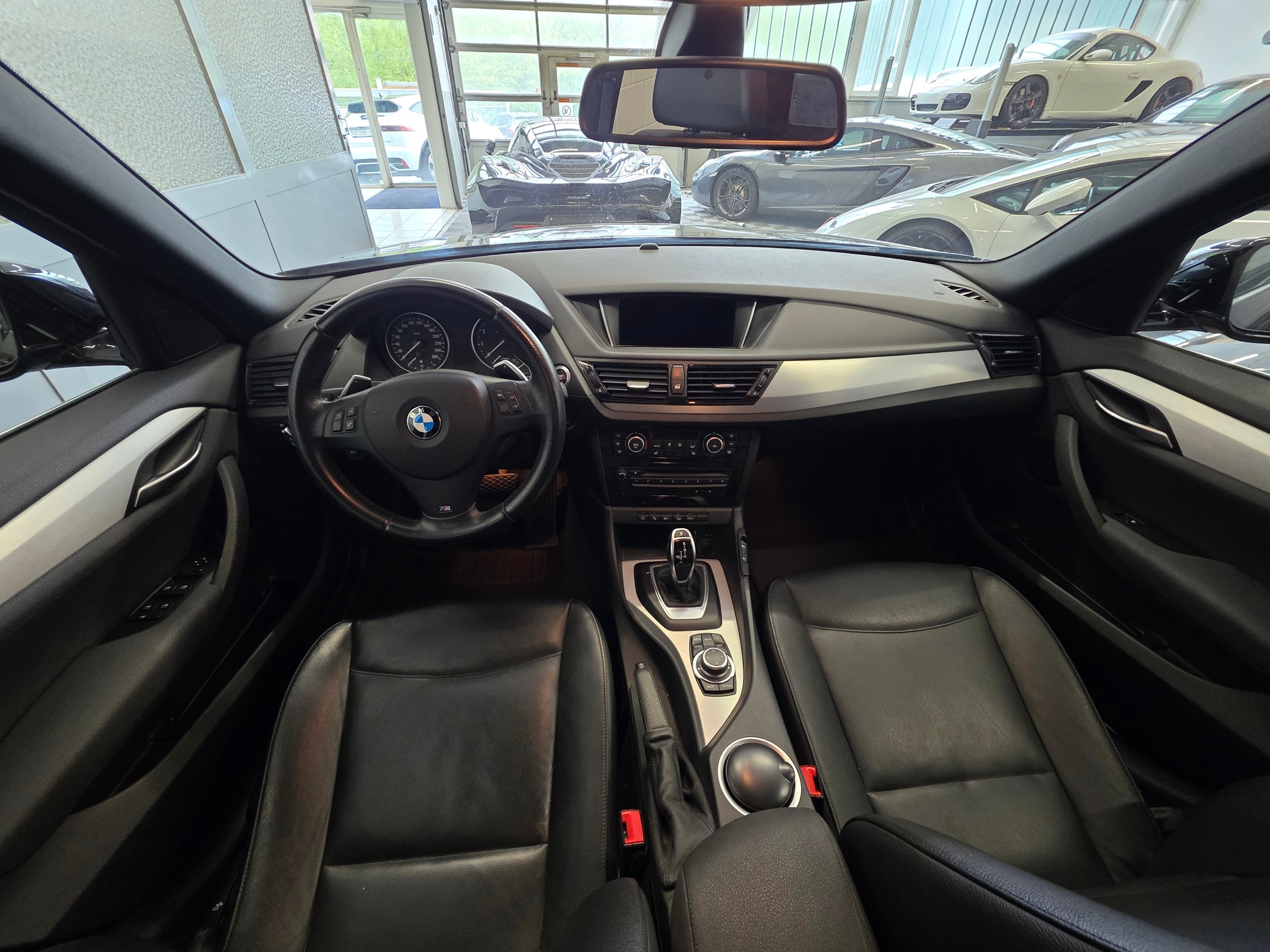 BMW X1 xDrive 28i Steptronic-image-8