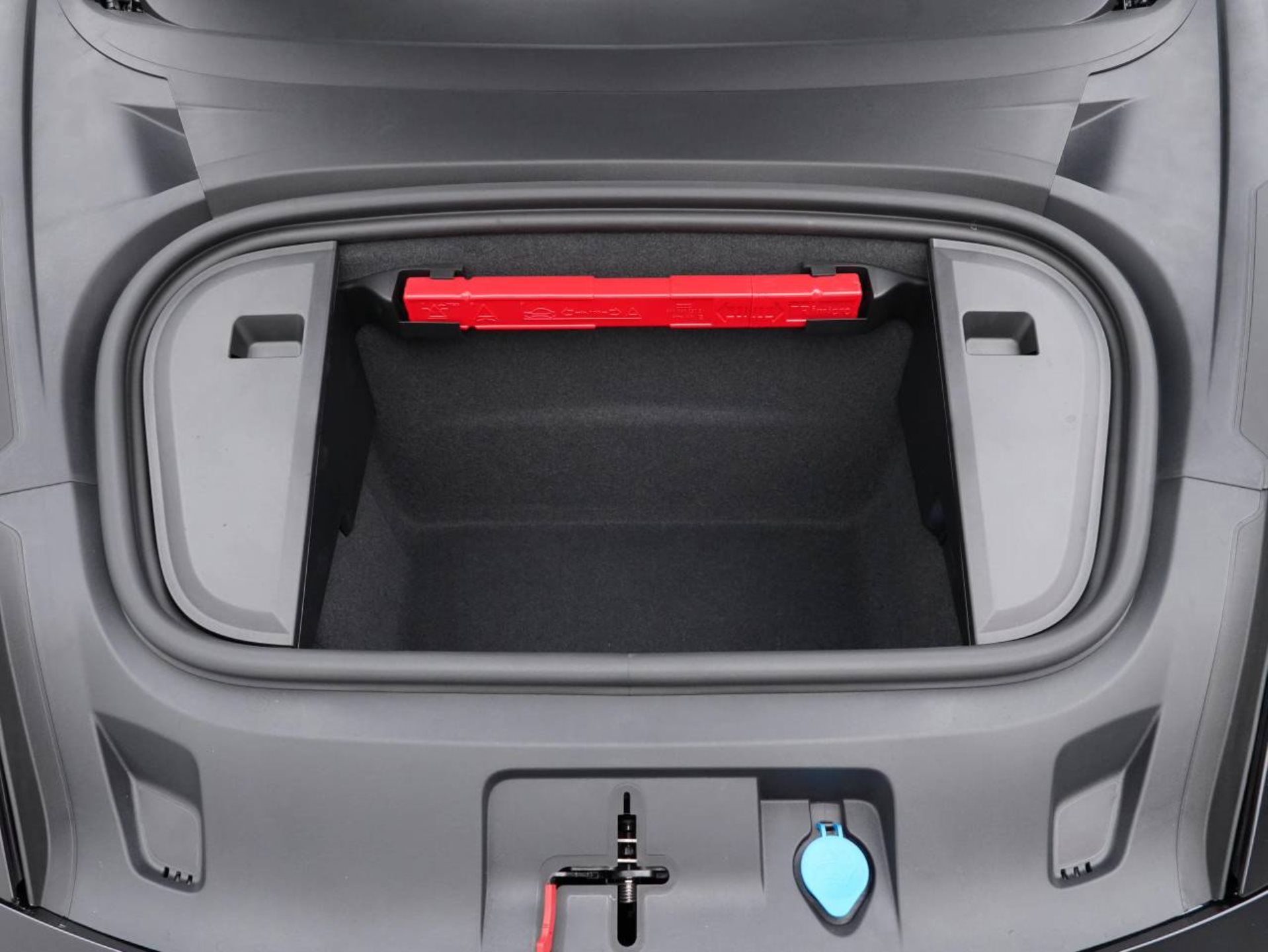 PORSCHE Taycan-image-30