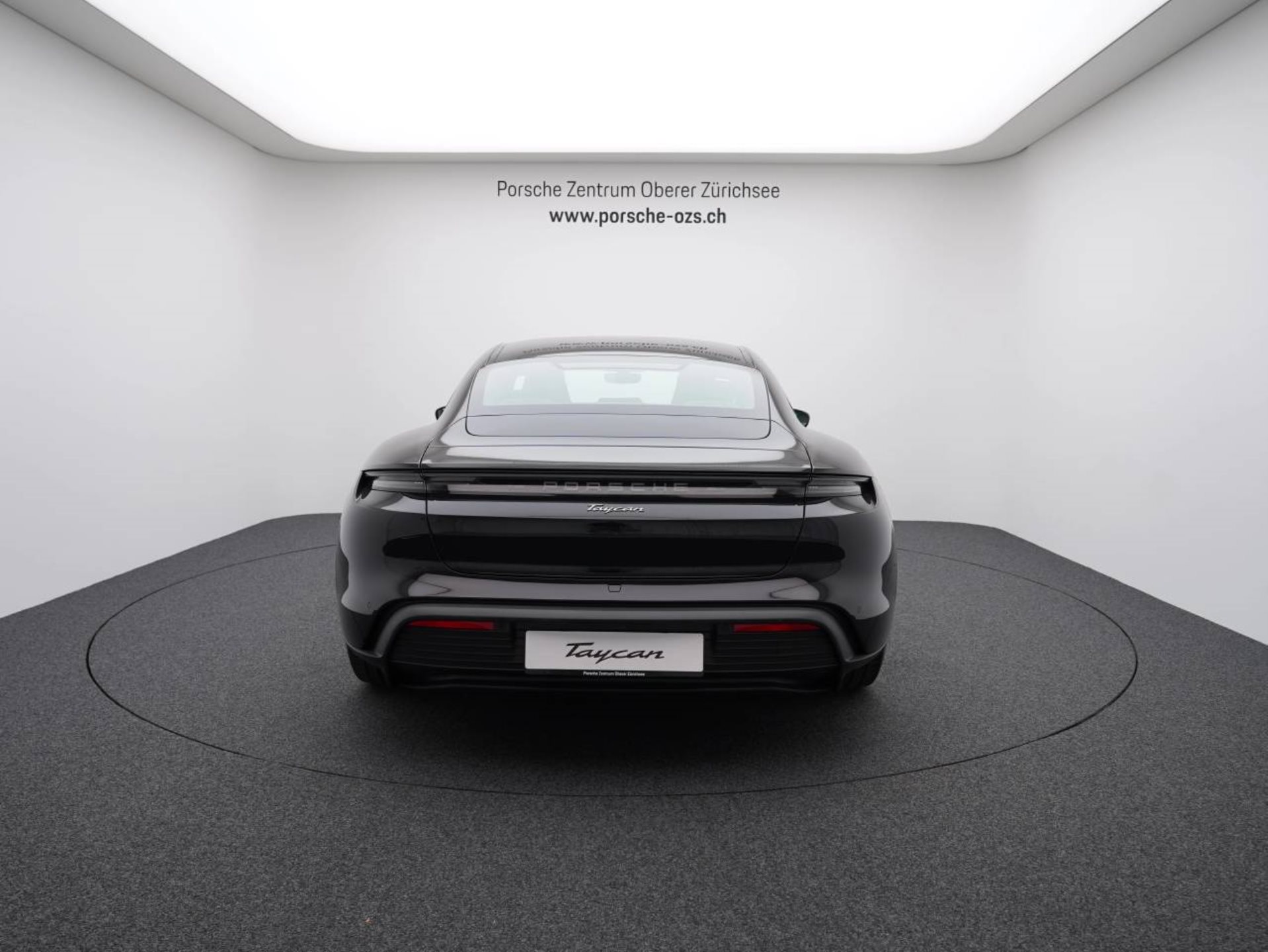 PORSCHE Taycan-image-5