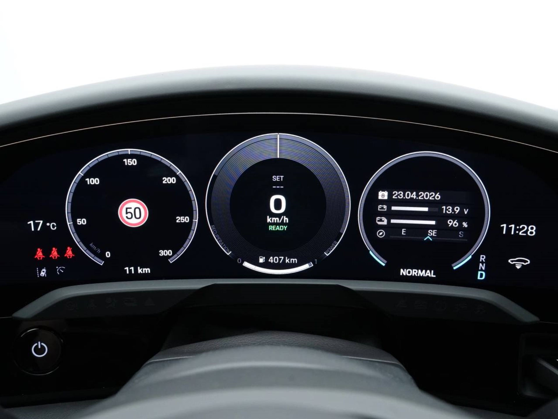 PORSCHE Taycan-image-16
