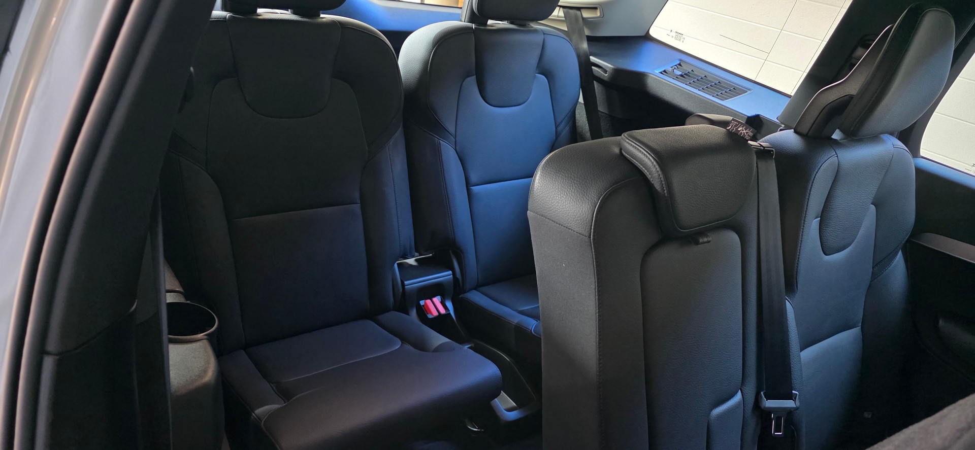 VOLVO XC90 B5 Benzin Mild Hybrid AWD *7-Sitzer*Pilot Assist*AHK*Carplay/AndroidAuto*Rückfahrkamera*Sitz- Lenkradheizung*-image-27