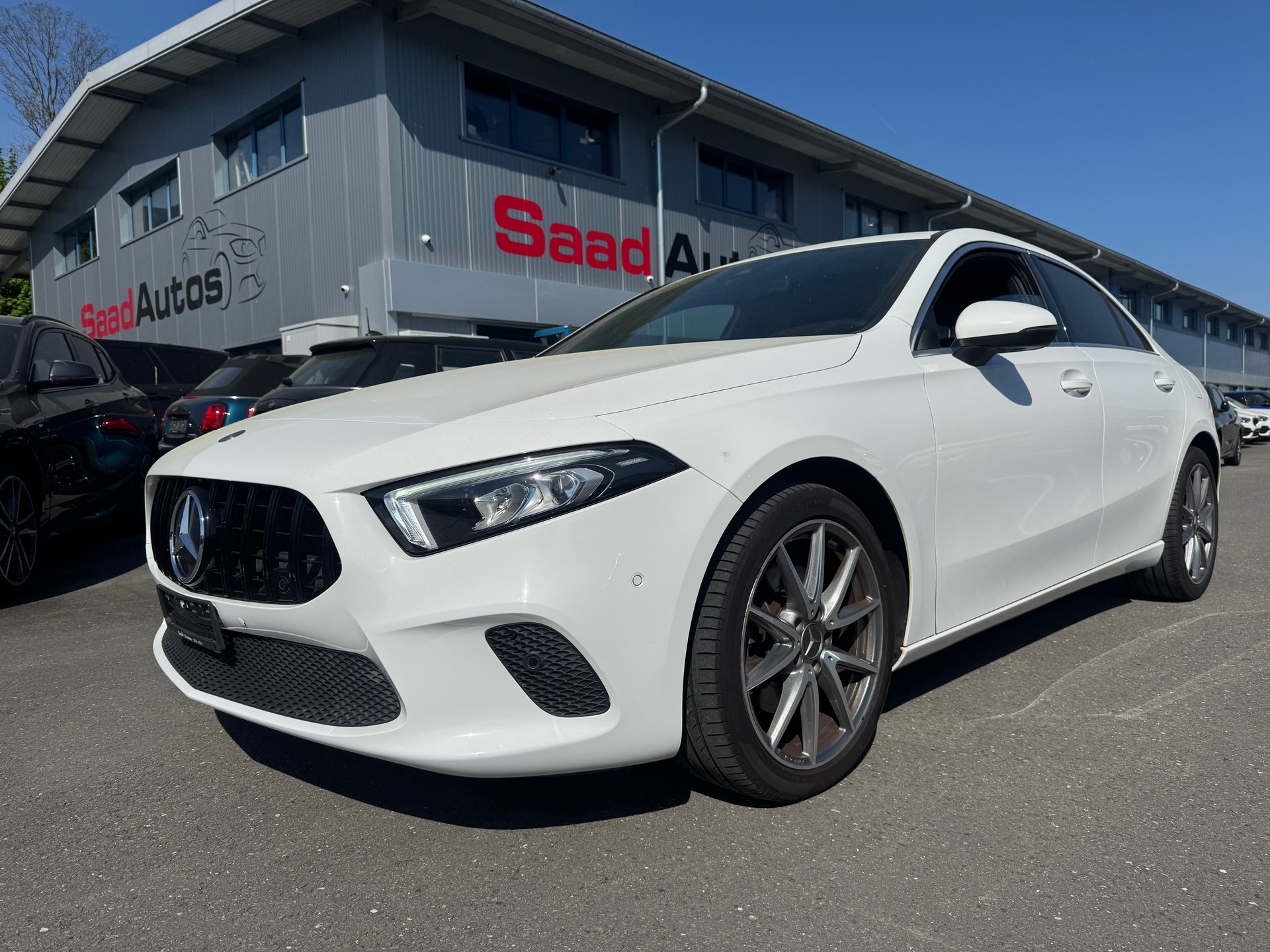 MERCEDES-BENZ A 220 Progressive 7G-DCT 4Matic
