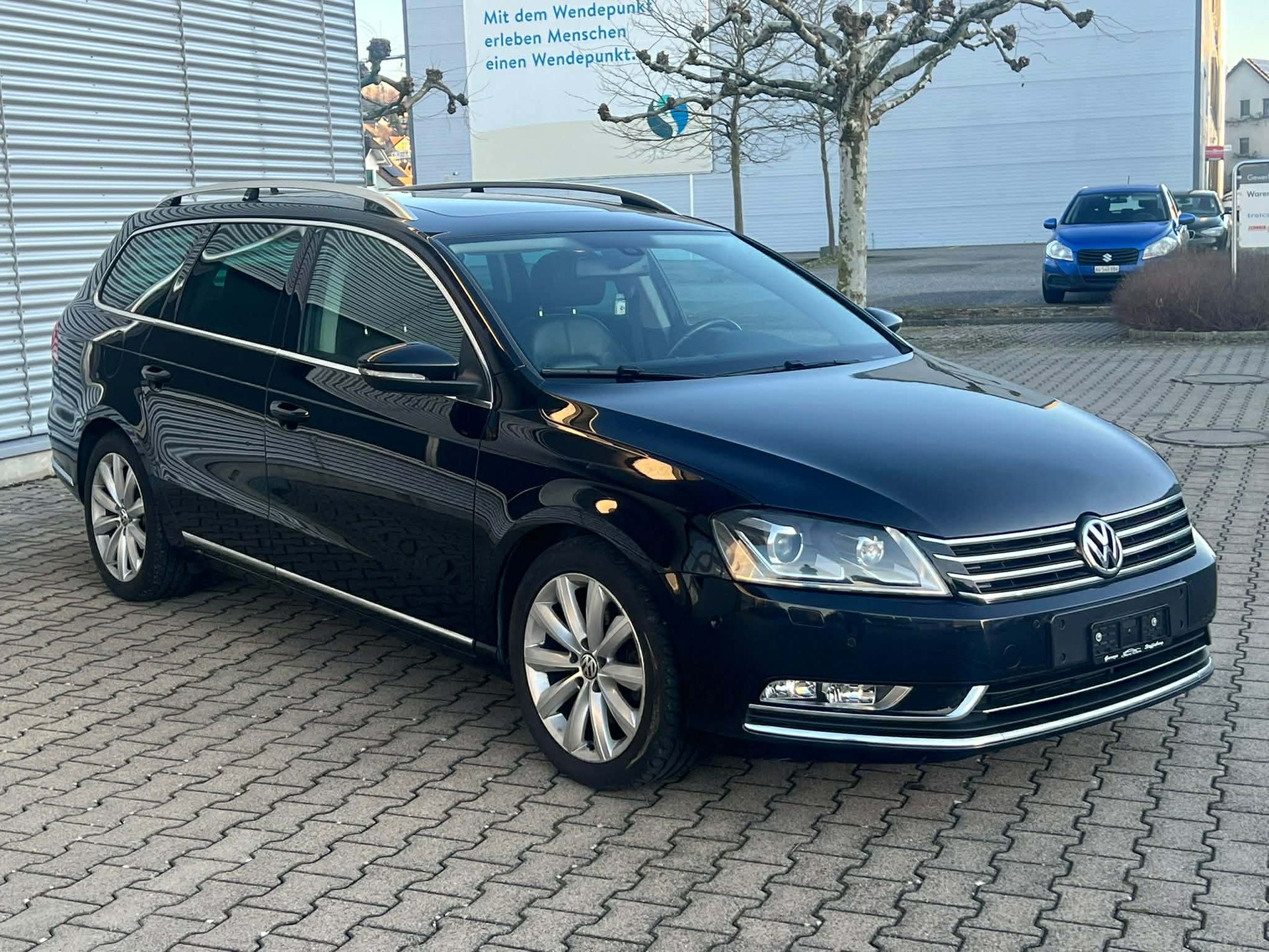 VW Passat Variant 1.8 TSI Highline DSG-image-5