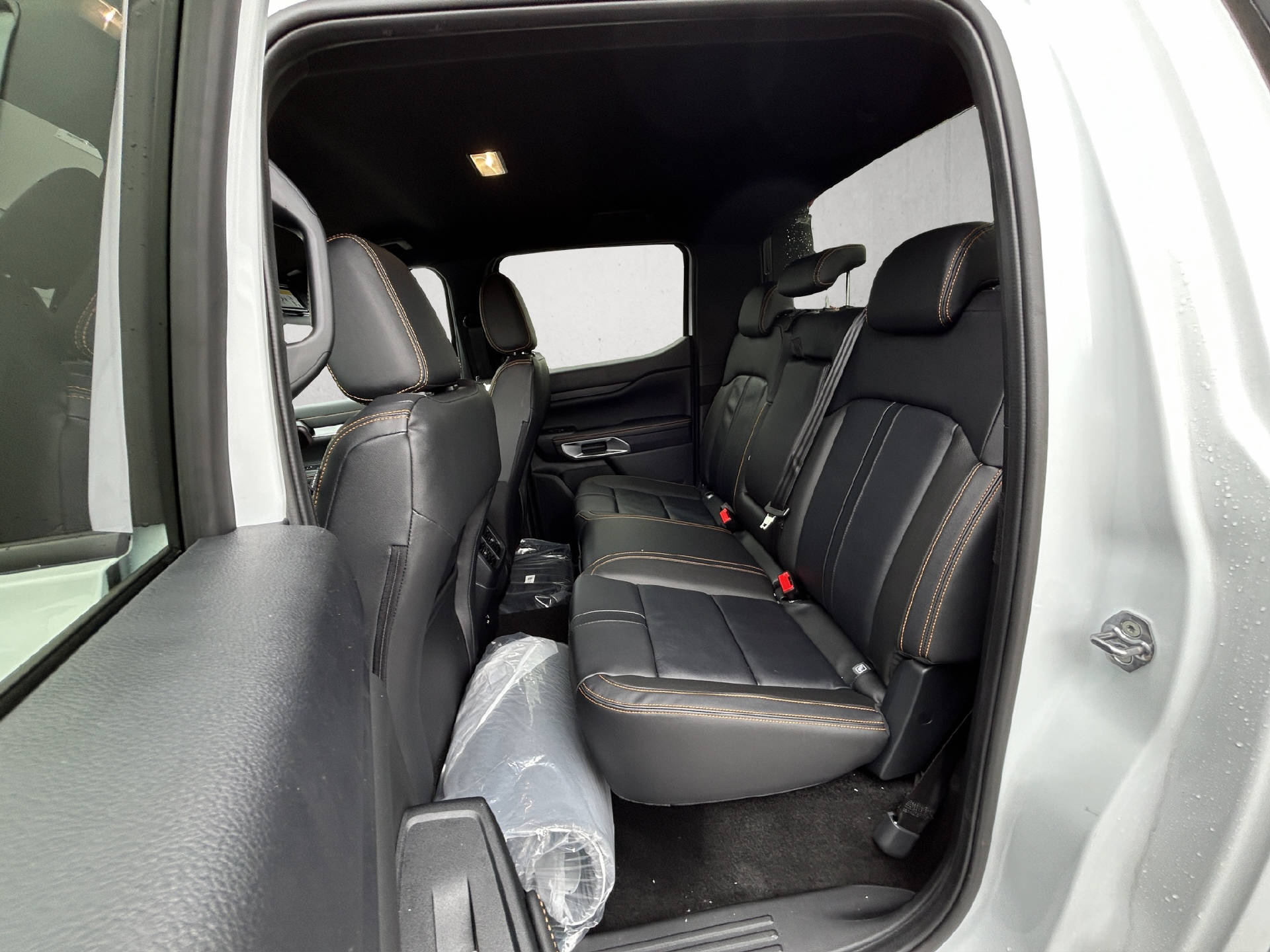 FORD Ranger DKab.Pick-up 2.3 EcoBoost 4x4 Wildtrak PHEV-image-13