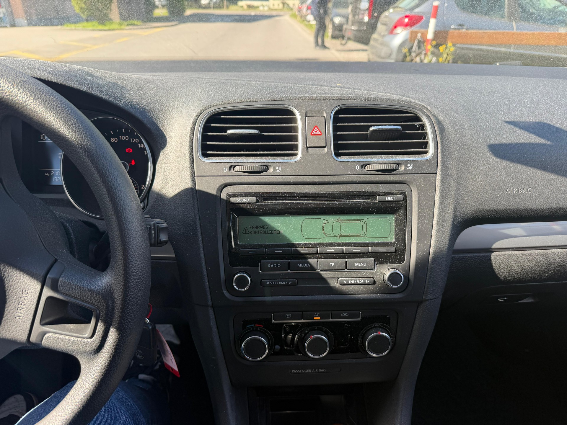 VW Golf Variant 1.2 TSI Team-image-8