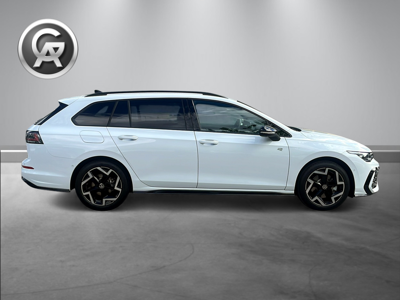 VW Golf Variant 2.0 TSI R-Line DSG 4 Motion-image-8