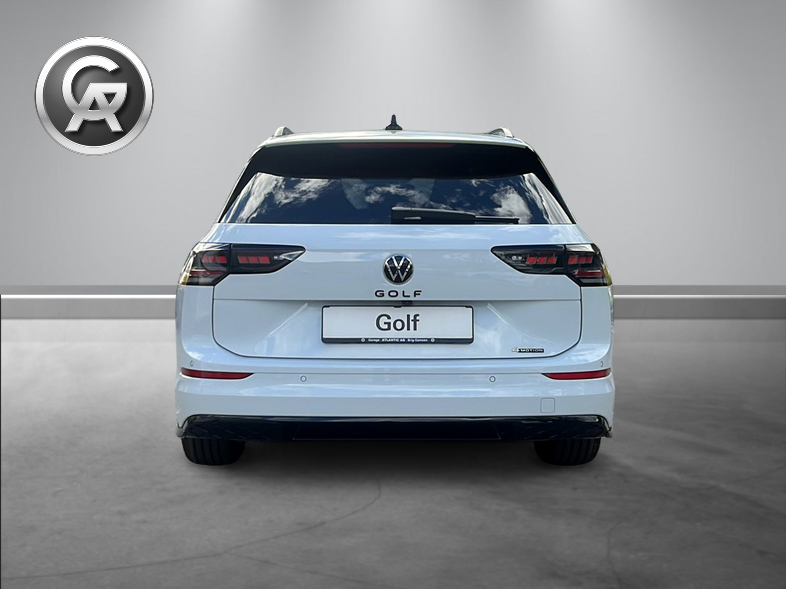 VW Golf Variant 2.0 TSI R-Line DSG 4 Motion-image-10