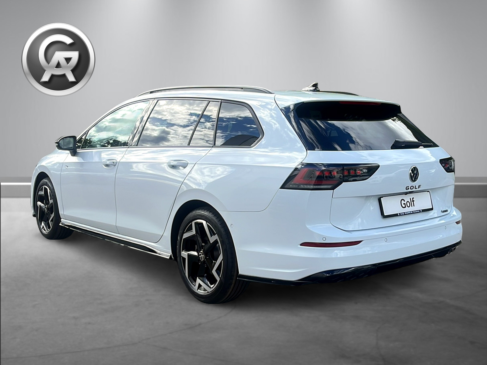 VW Golf Variant 2.0 TSI R-Line DSG 4 Motion-image-12