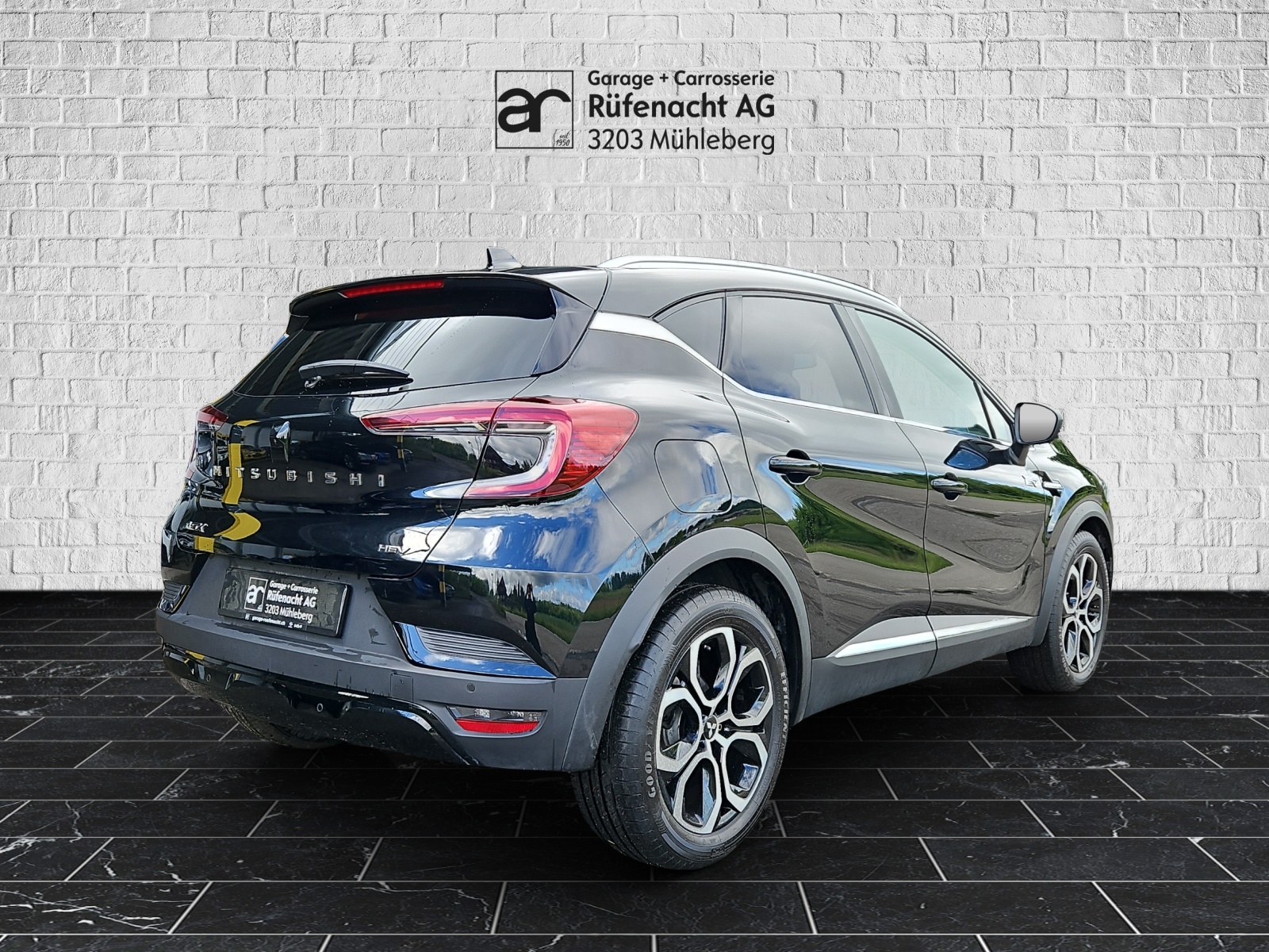 MITSUBISHI ASX 1.6 HEV Intense-showroom-element-1
