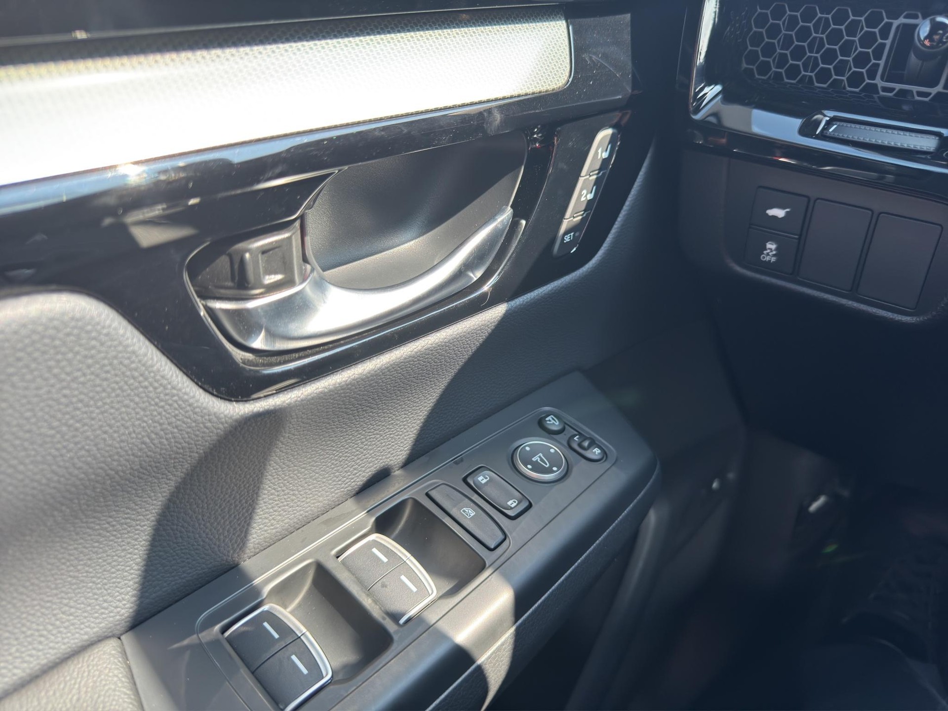 HONDA CR-V 2.0 i-MMD Plug-in Hybrid Advance Tech 2WD-image-12