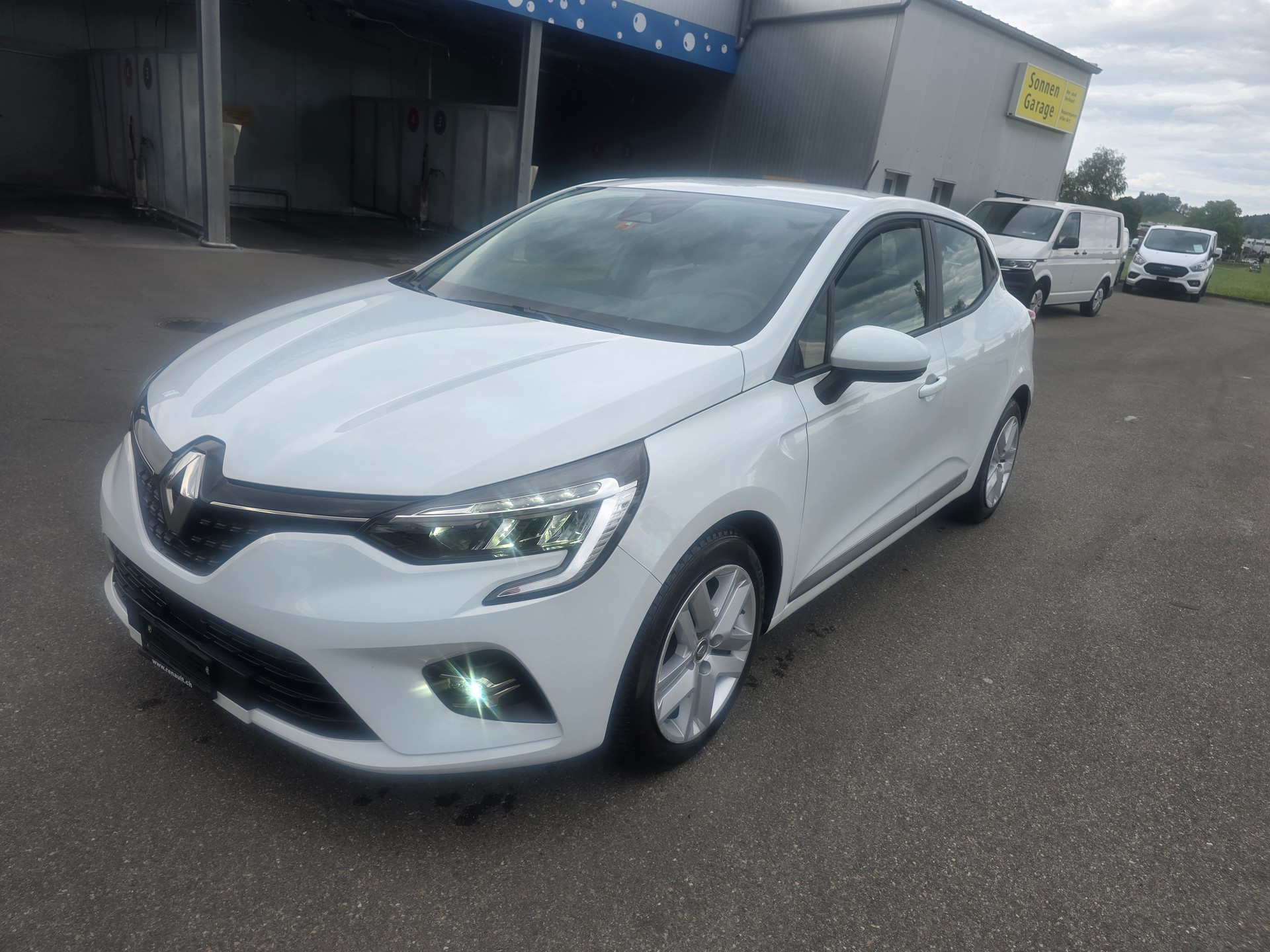 RENAULT Clio 1.0 Business-image-0