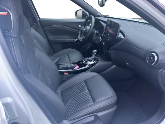 NISSAN Juke 1.6 FHEV Tekna-image-7