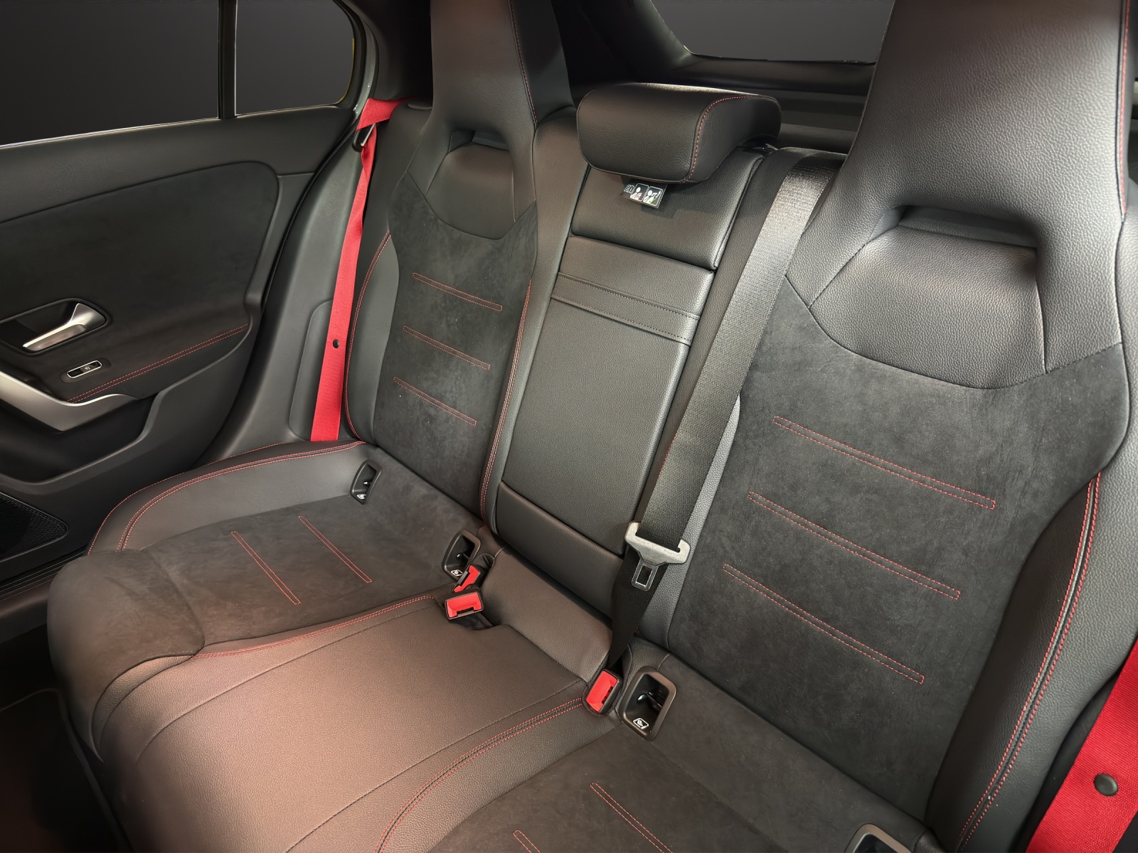 MERCEDES-BENZ A AMG 35 4Matic 8G-DCT-image-13