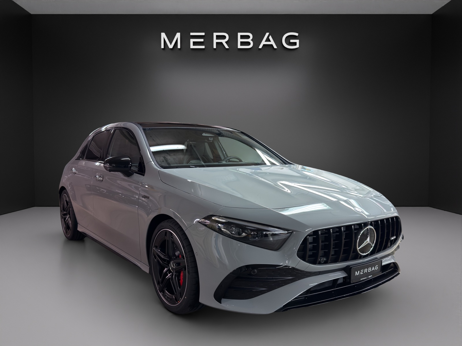 MERCEDES-BENZ A AMG 35 4Matic 8G-DCT-image-4