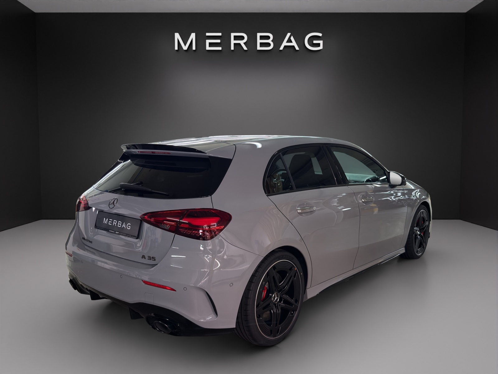 MERCEDES-BENZ A AMG 35 4Matic 8G-DCT-image-3