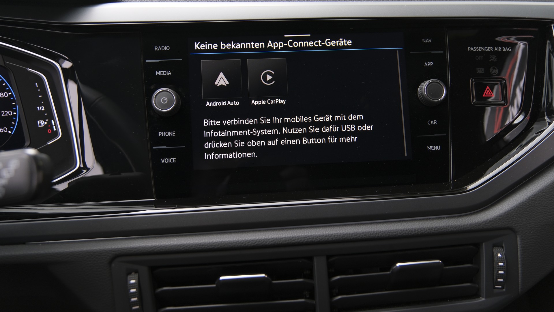 VW Taigo 1.0 TSI R-Line DSG-image-17