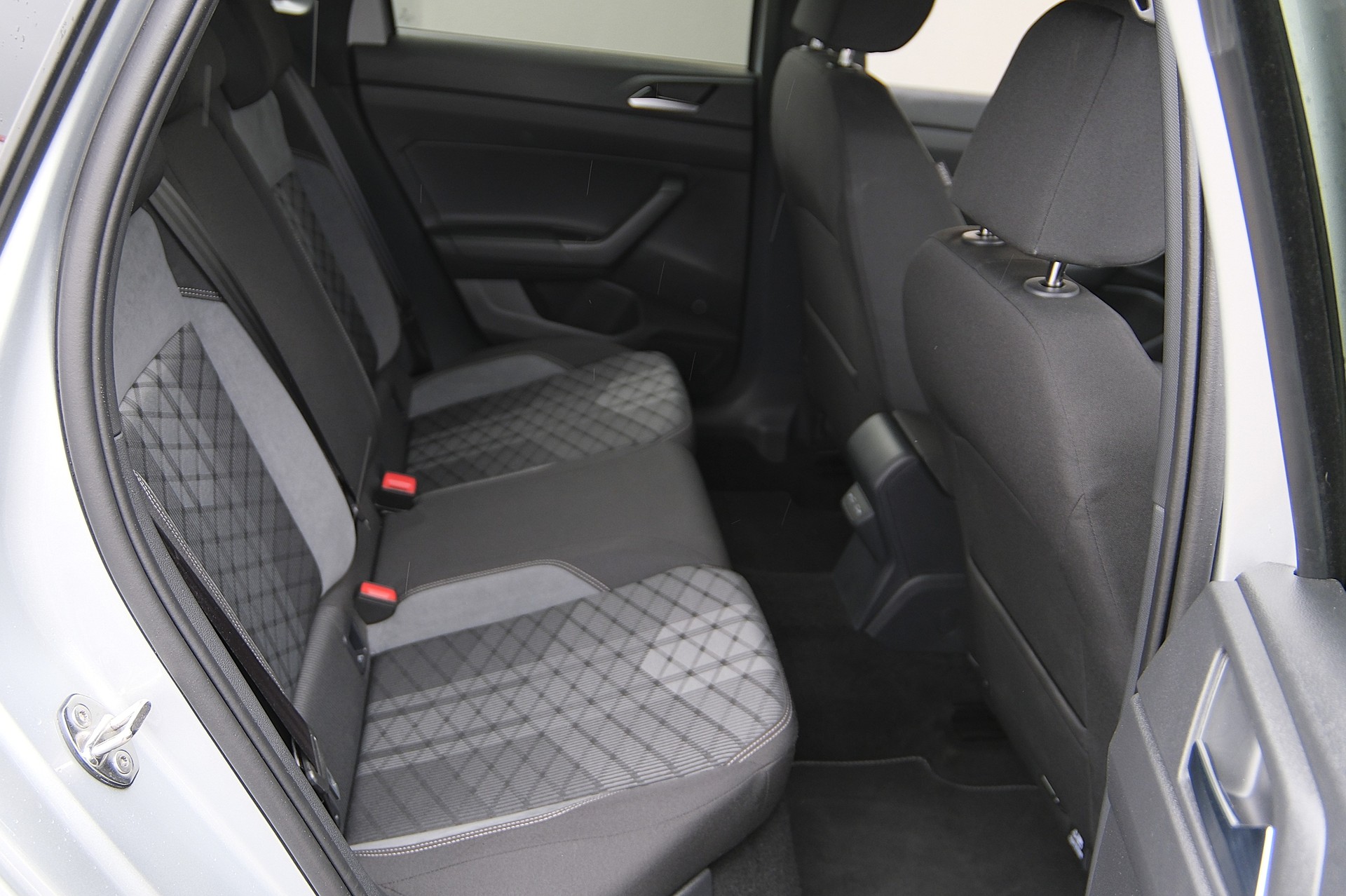 VW Taigo 1.0 TSI R-Line DSG-image-20
