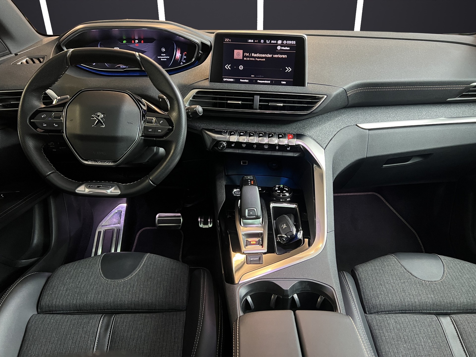 PEUGEOT 3008 1.6 THP GT Line EAT-image-11