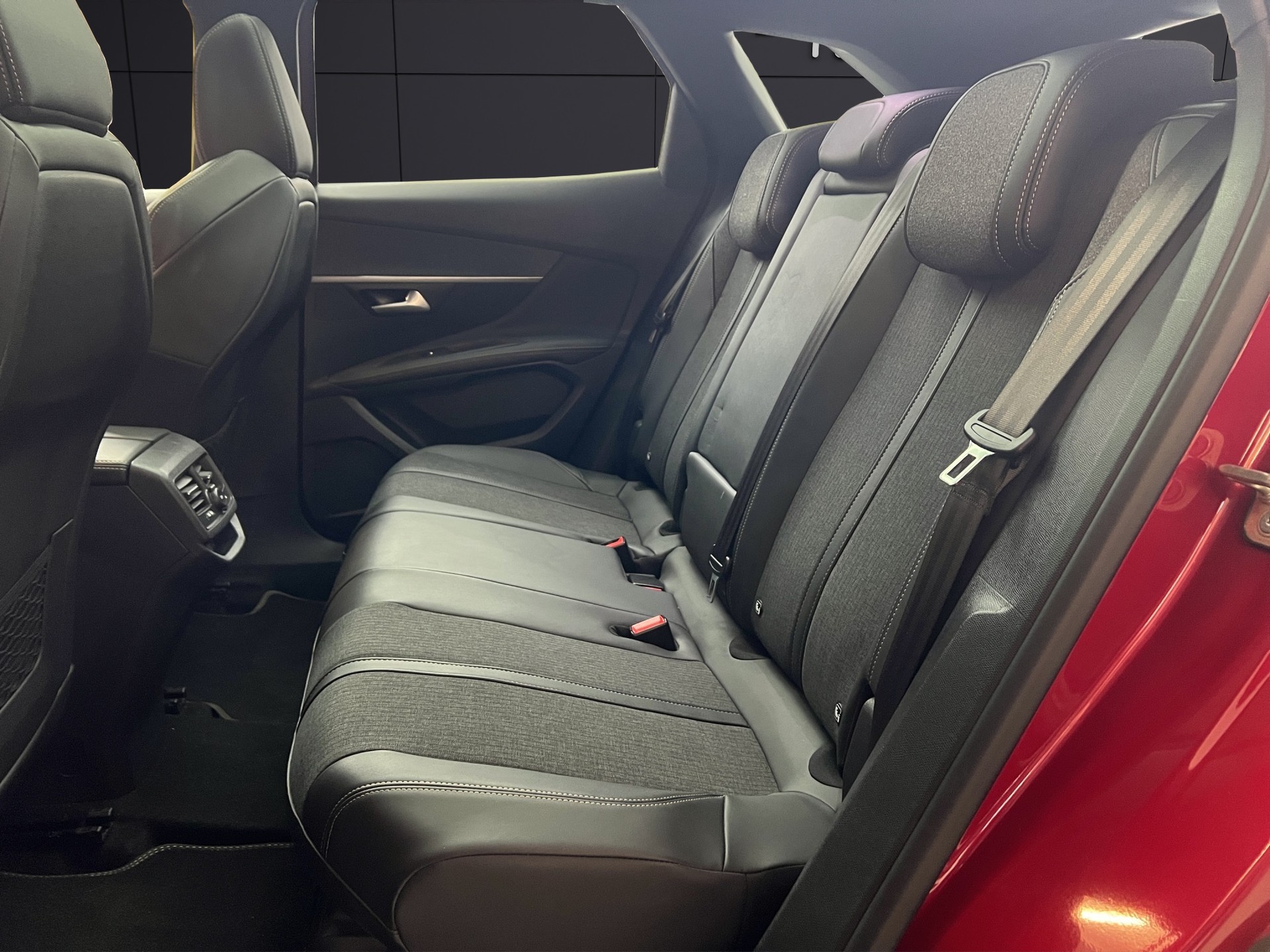 PEUGEOT 3008 1.6 THP GT Line EAT-image-10