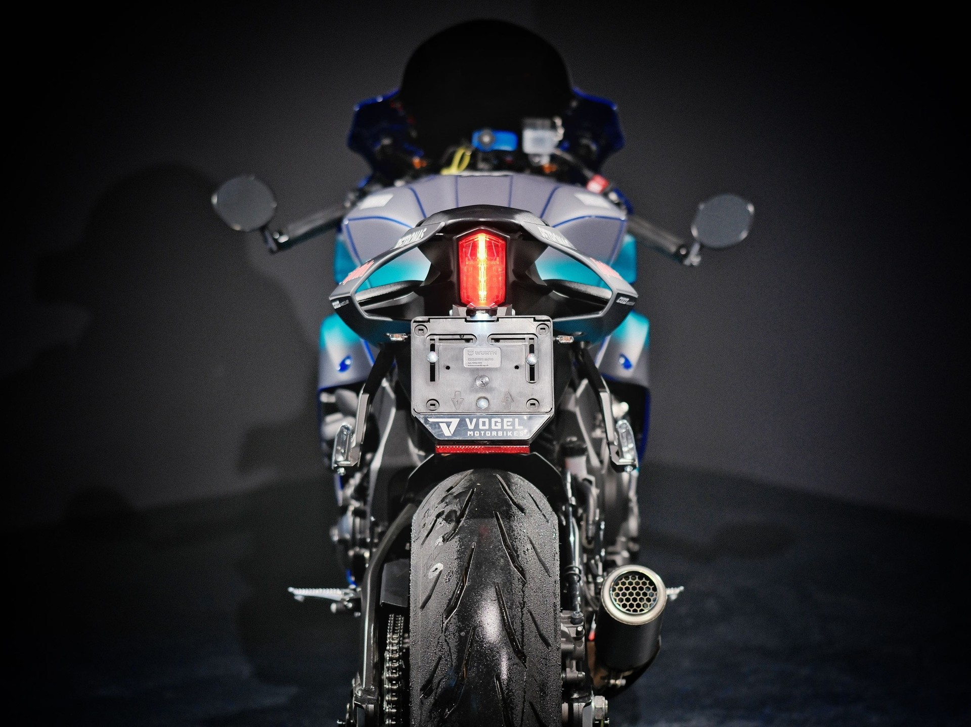 YAMAHA YZF-R1 ABS-showroom-element-3