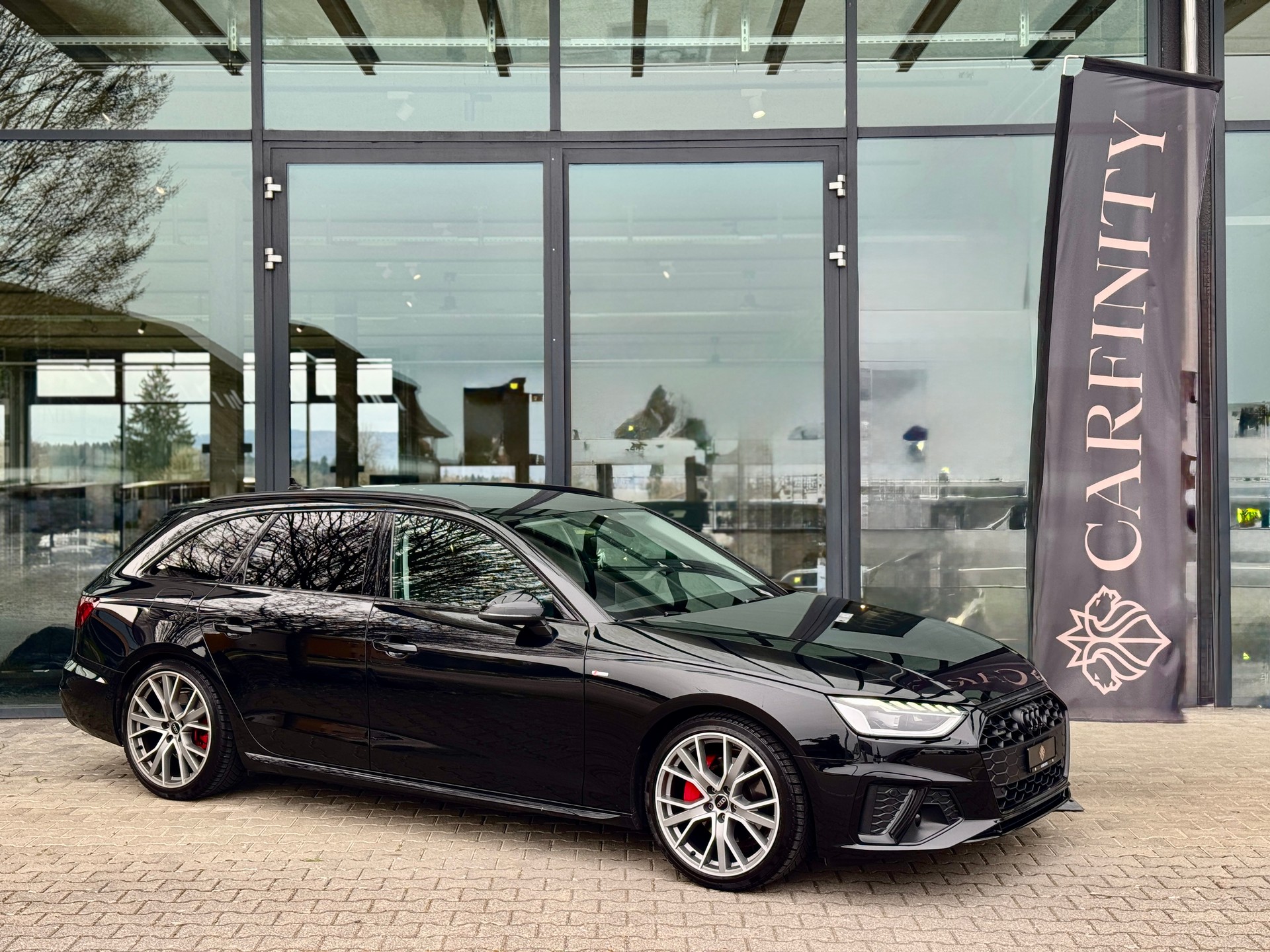 AUDI A4 Avant 40 TDI S line quattro S-tronic-image-0