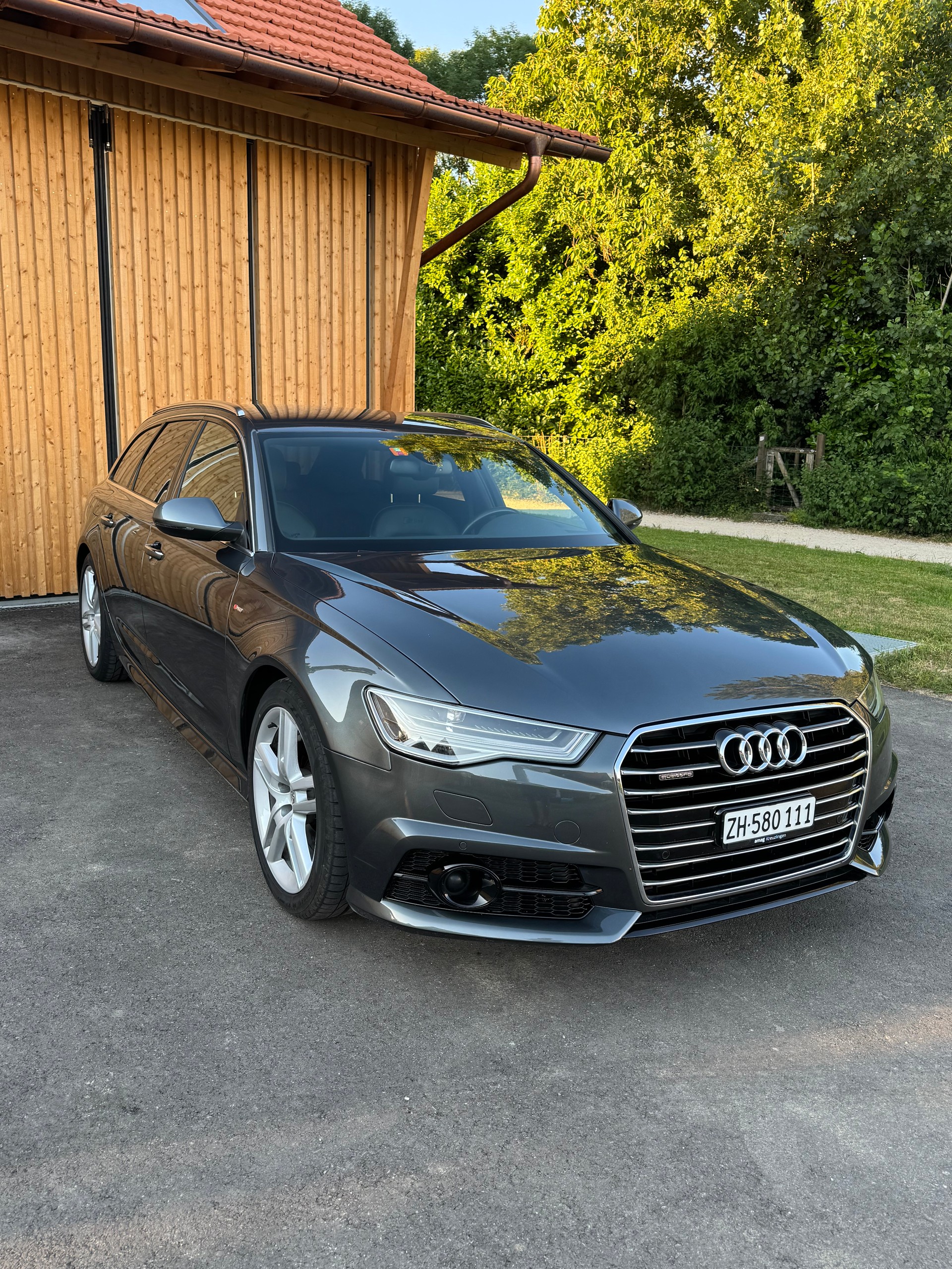 AUDI 3.0 V6 TDI 218 quattro S-Tr.-image-2