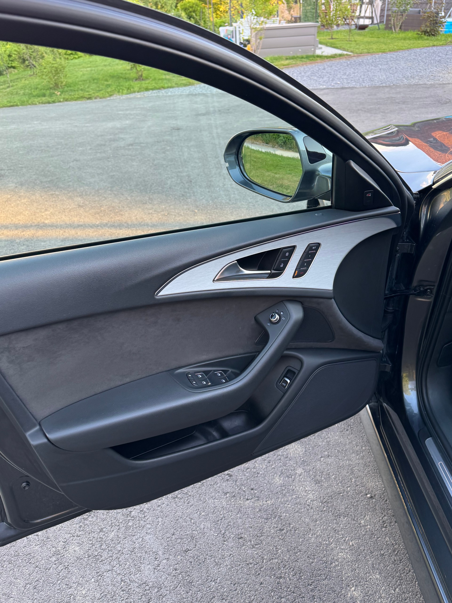 AUDI 3.0 V6 TDI 218 quattro S-Tr.-image-6