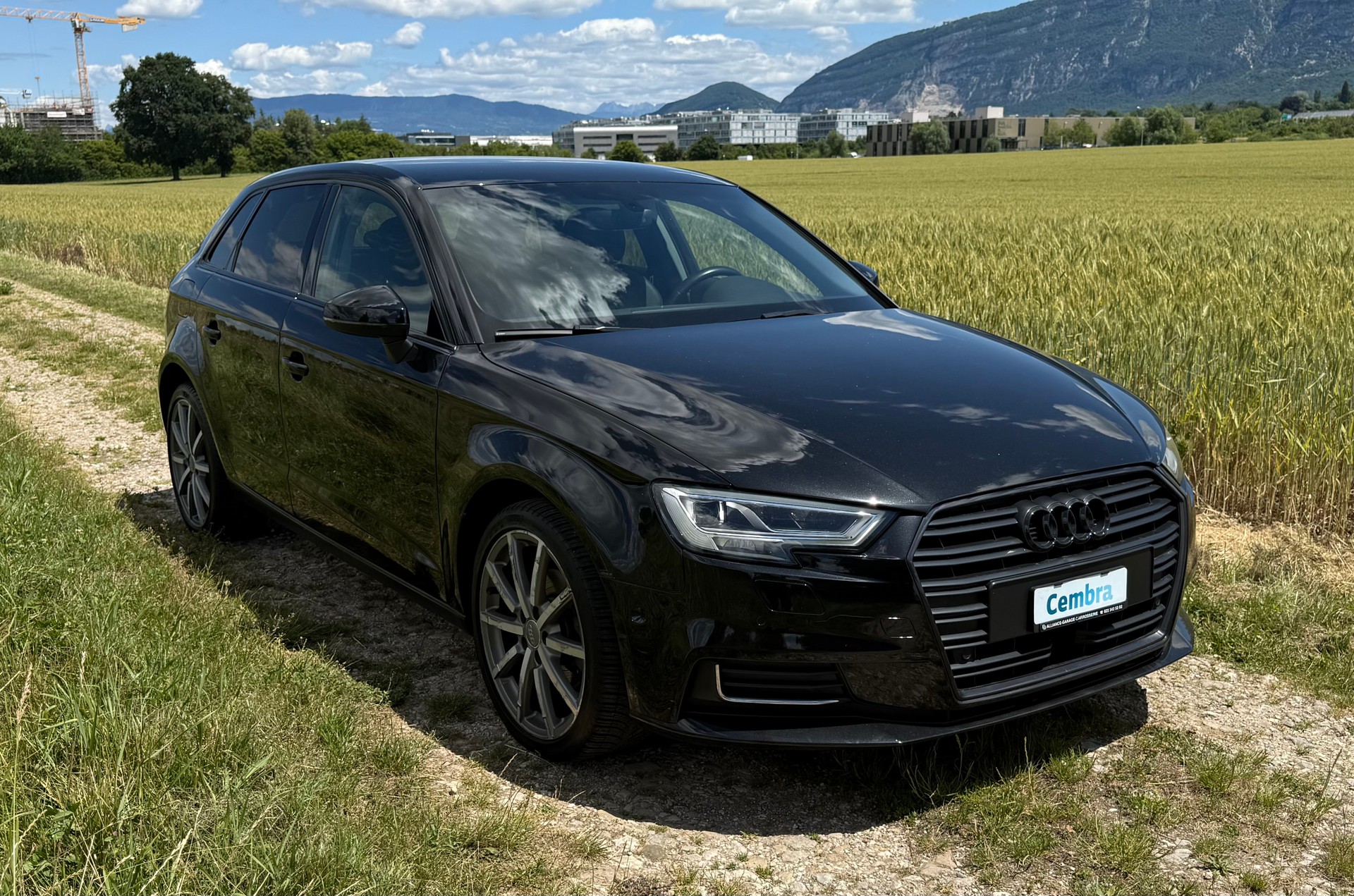 AUDI A3 Sportback 1.0 TFSI Sport-image-2