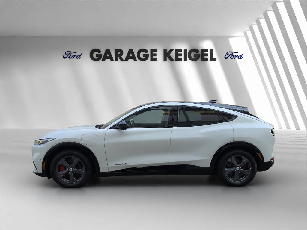 FORD Mustang Mach-E Standard AWD-image-1