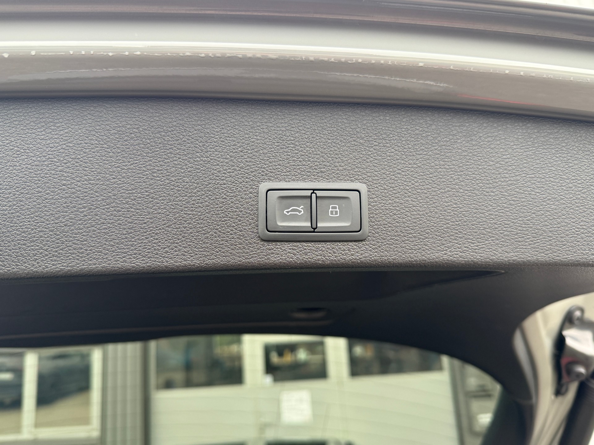 AUDI Q2 1.4 TFSI Edition # 1 S-tronic-image-14