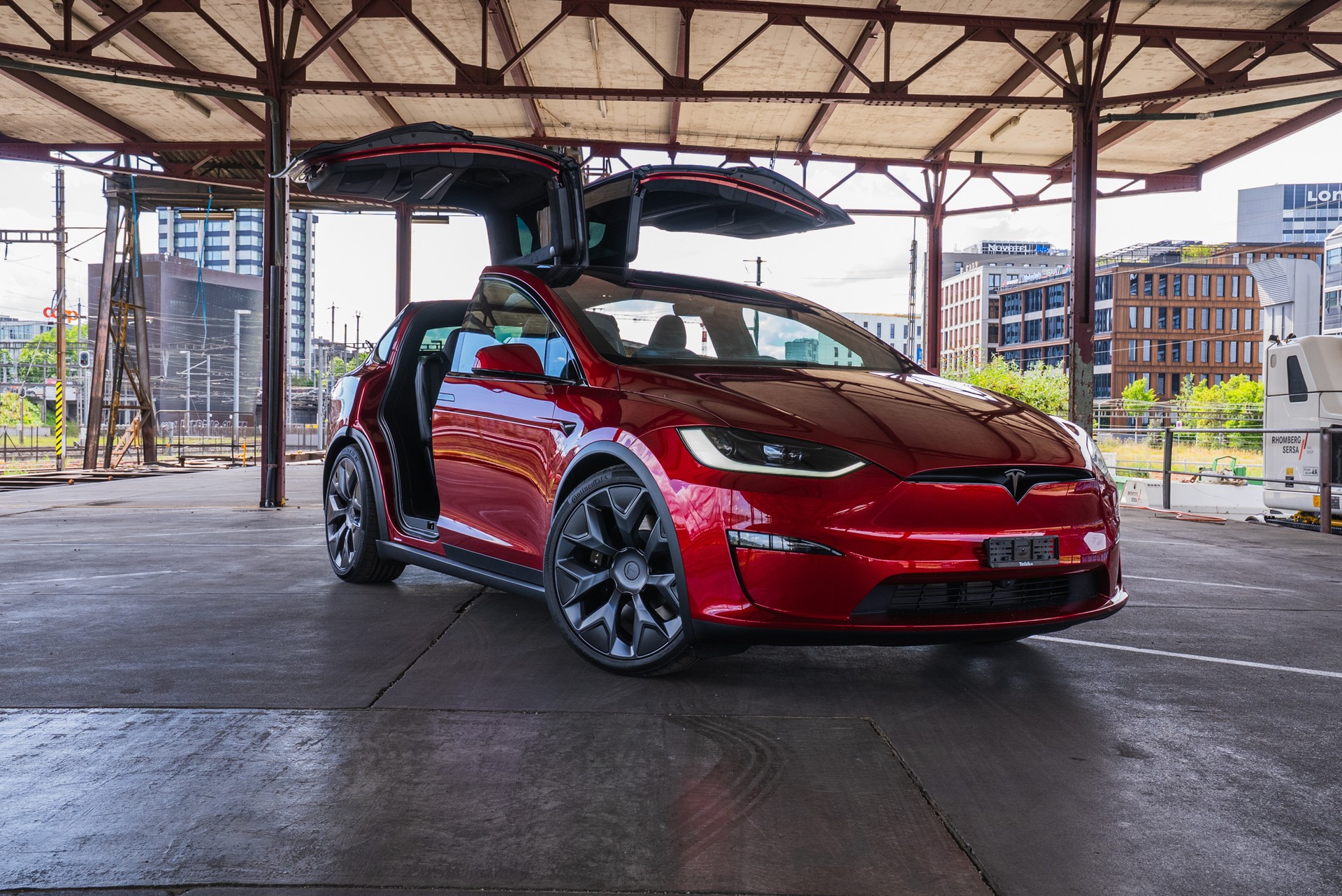 TESLA Model X 100kWh Palladium, Free Supercharging-image-1