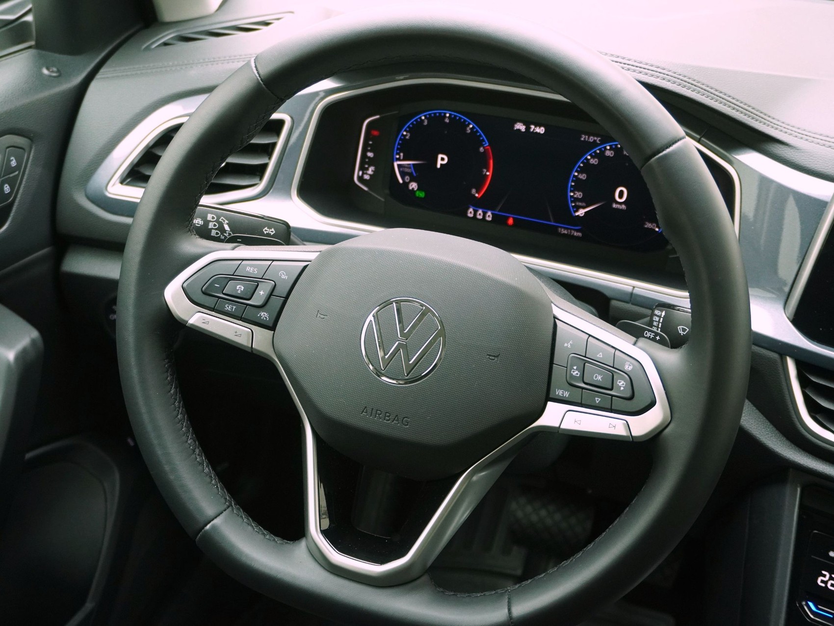 VW T-Roc 1.5 TSI DSG Style-image-9