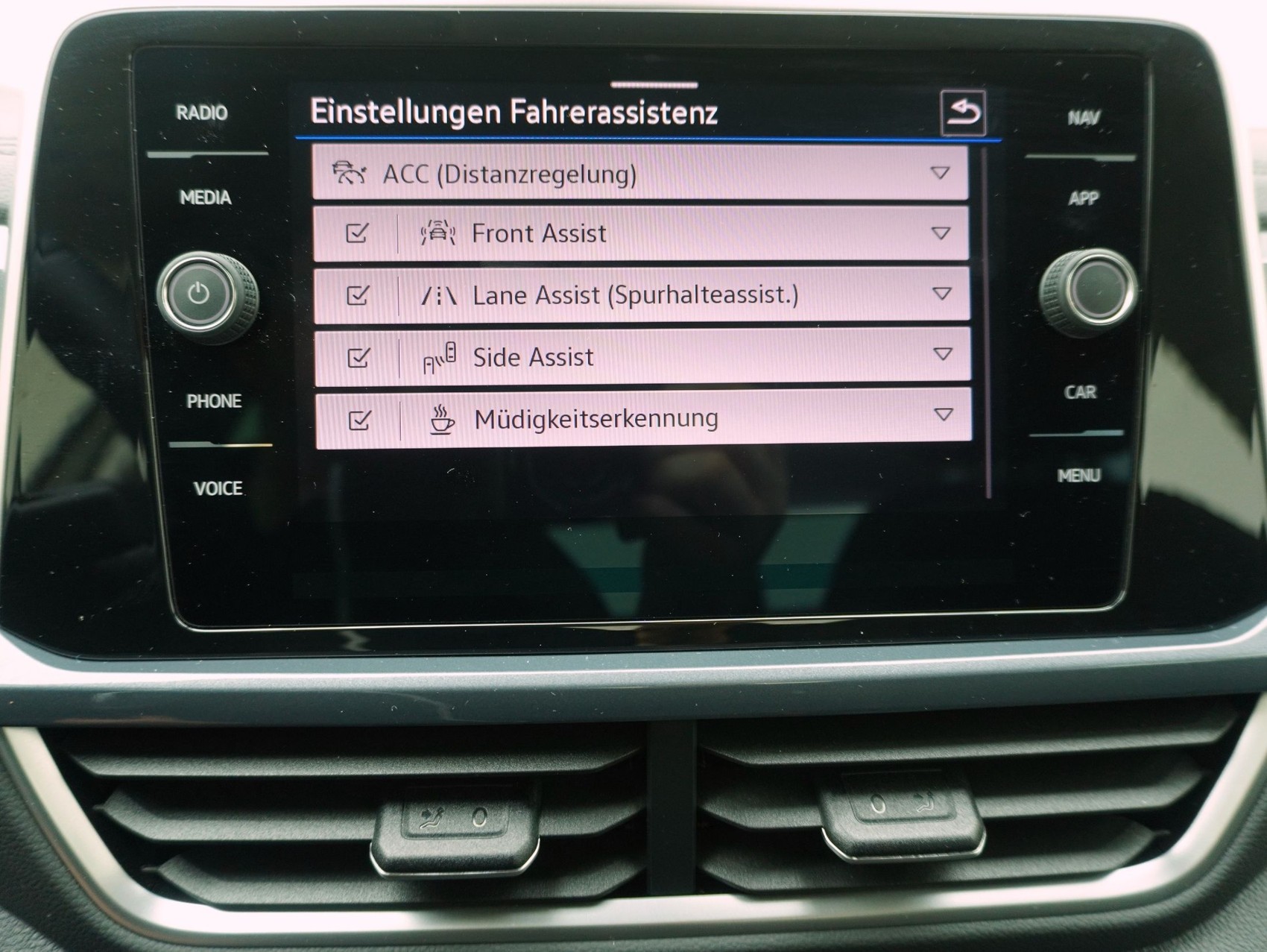 VW T-Roc 1.5 TSI DSG Style-image-19