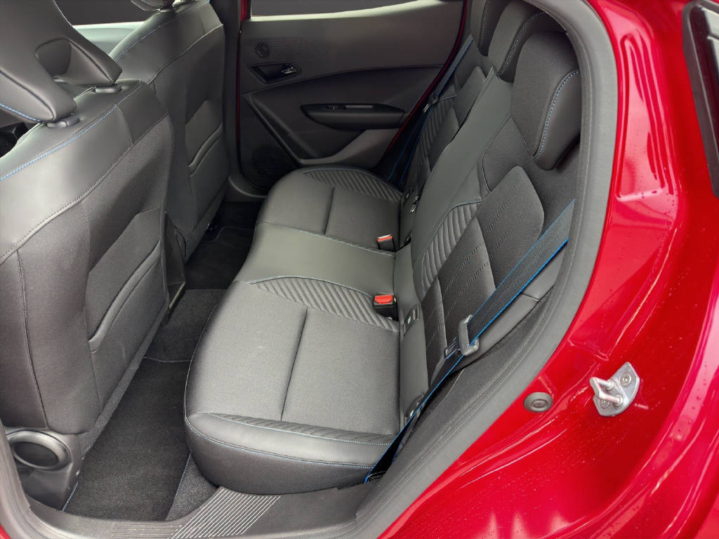 RENAULT Clio 1.8 E-Tech esprit Alpine-image-8