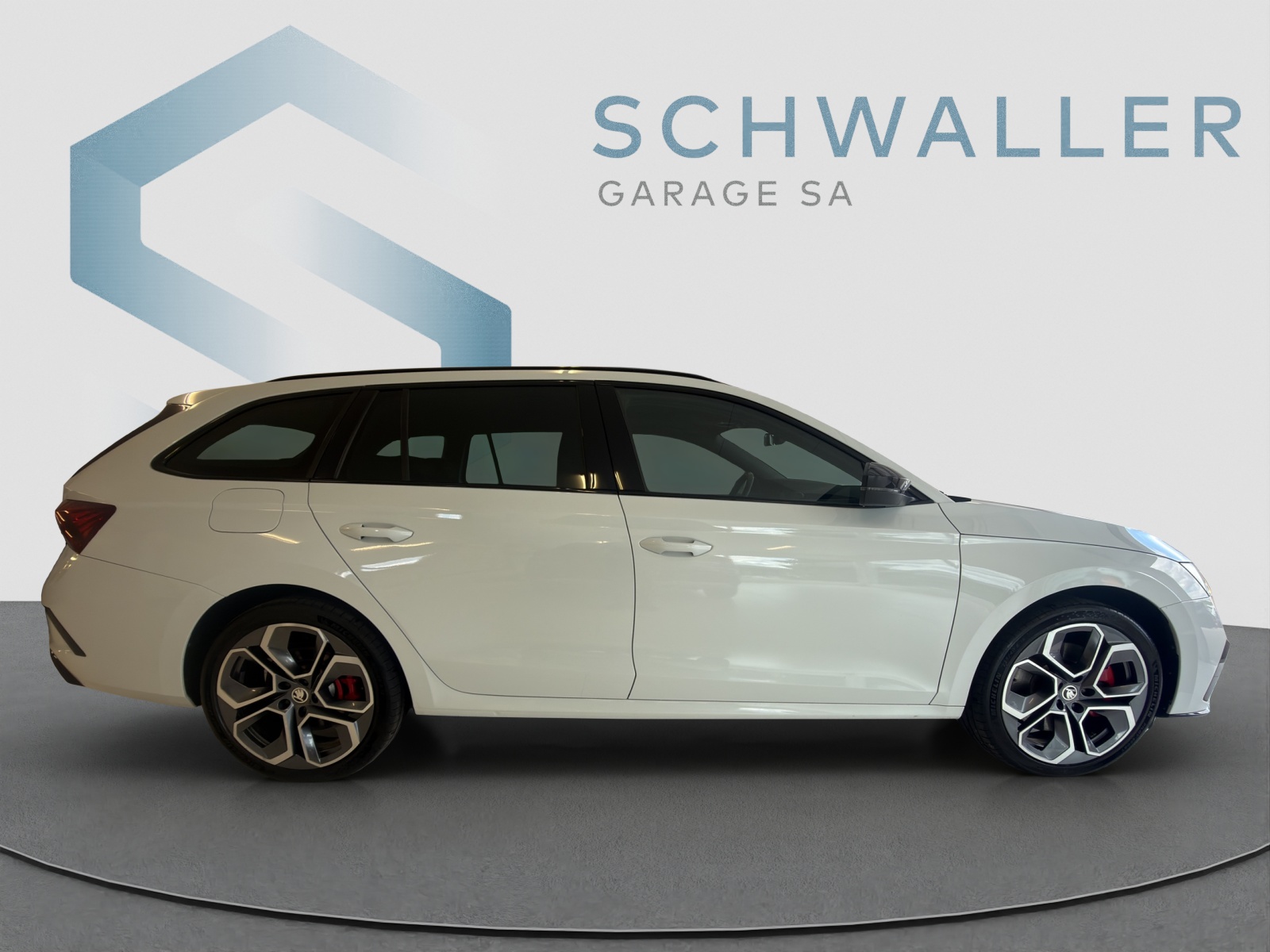 SKODA OCTAVIA 1.4 TSI PHEV 245 RS-image-2