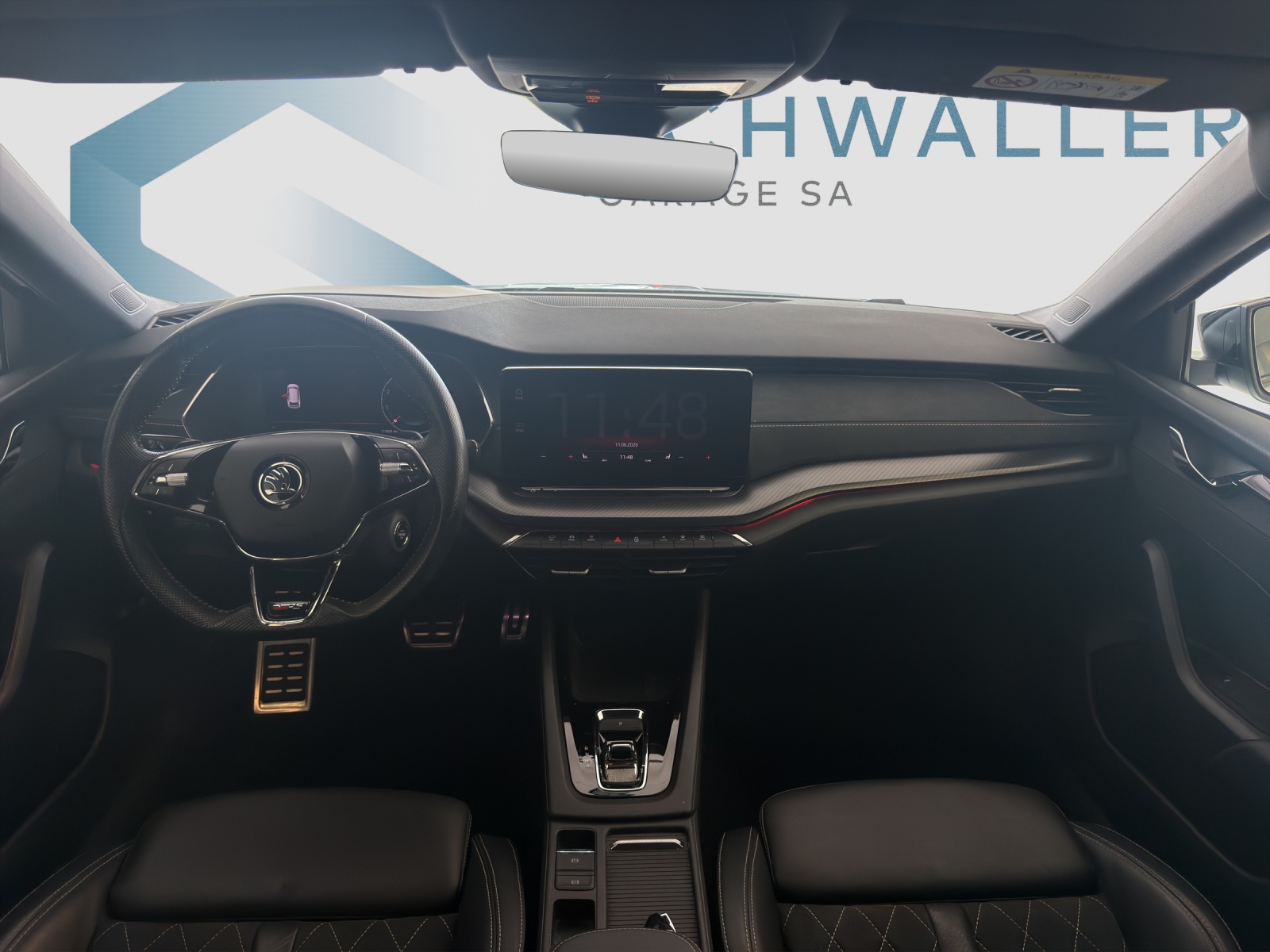 SKODA OCTAVIA 1.4 TSI PHEV 245 RS-image-9