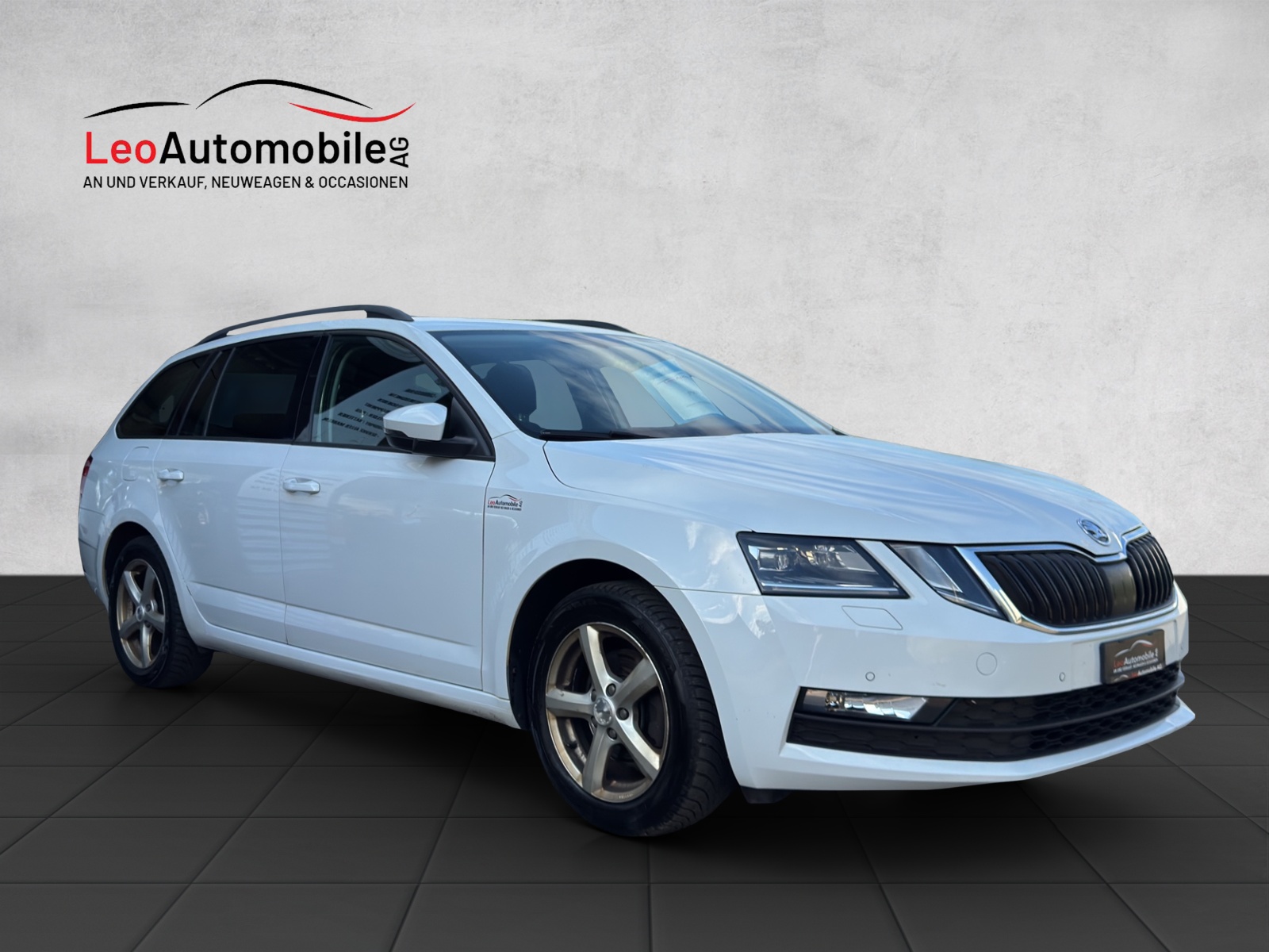 SKODA Octavia Combi 1.4 TSI Ambition DSG-image-6